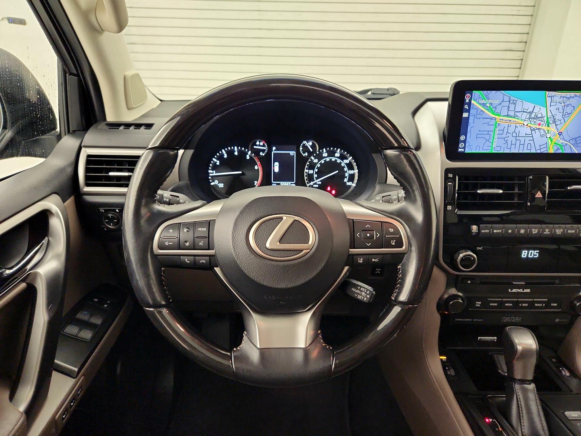 Thumbnail: 2022 Lexus GX - 10