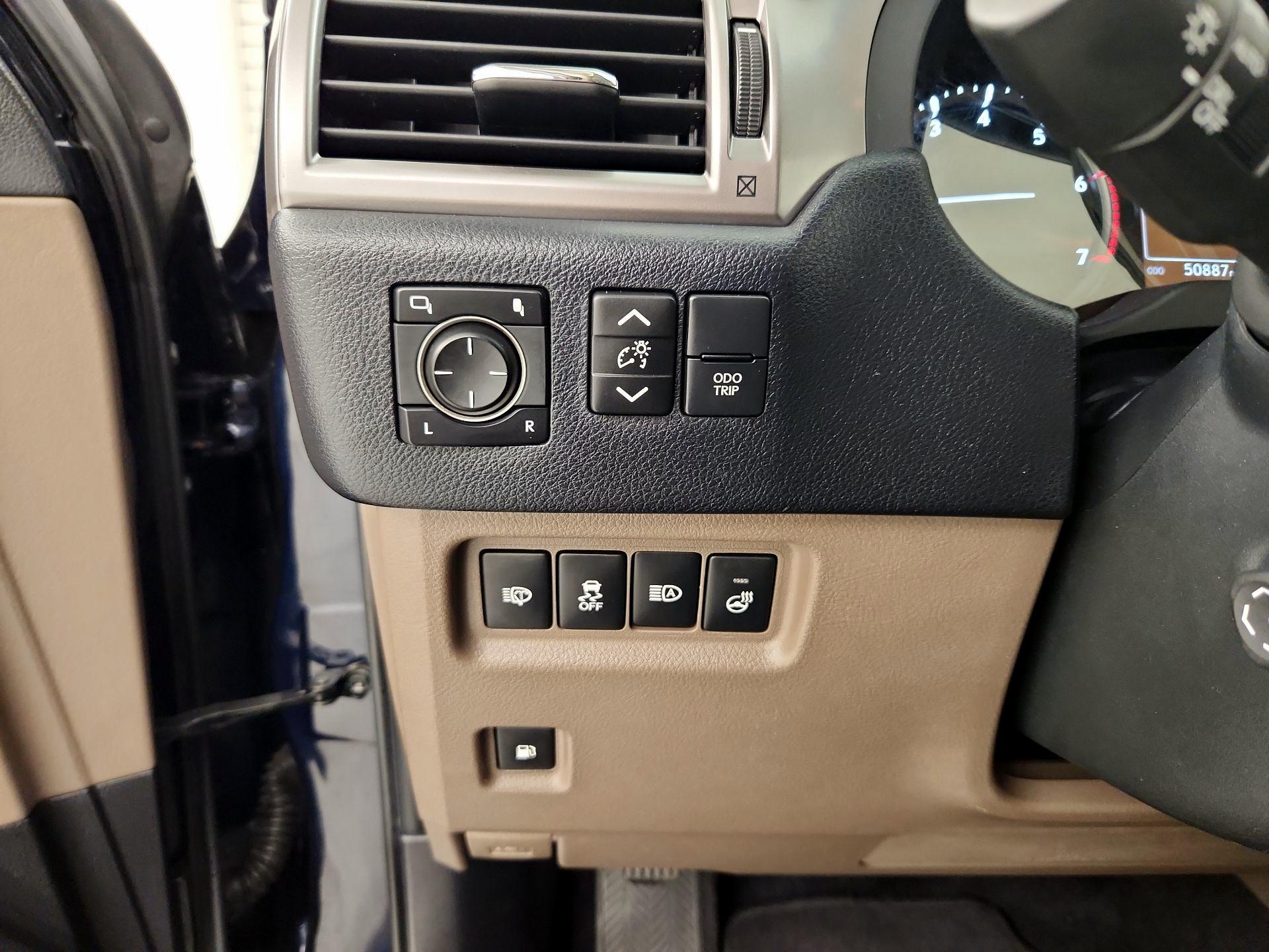 Thumbnail: 2022 Lexus GX - 13