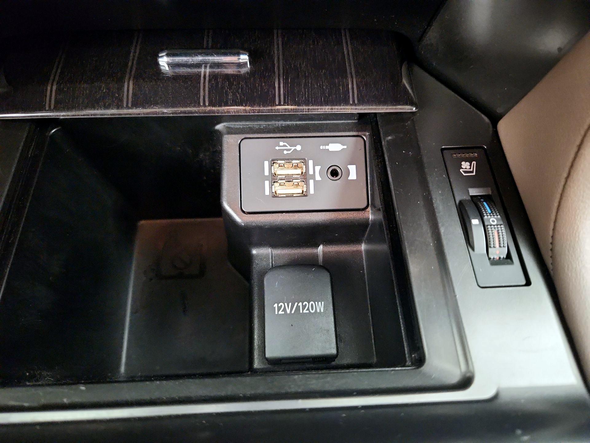Thumbnail: 2022 Lexus GX - 19
