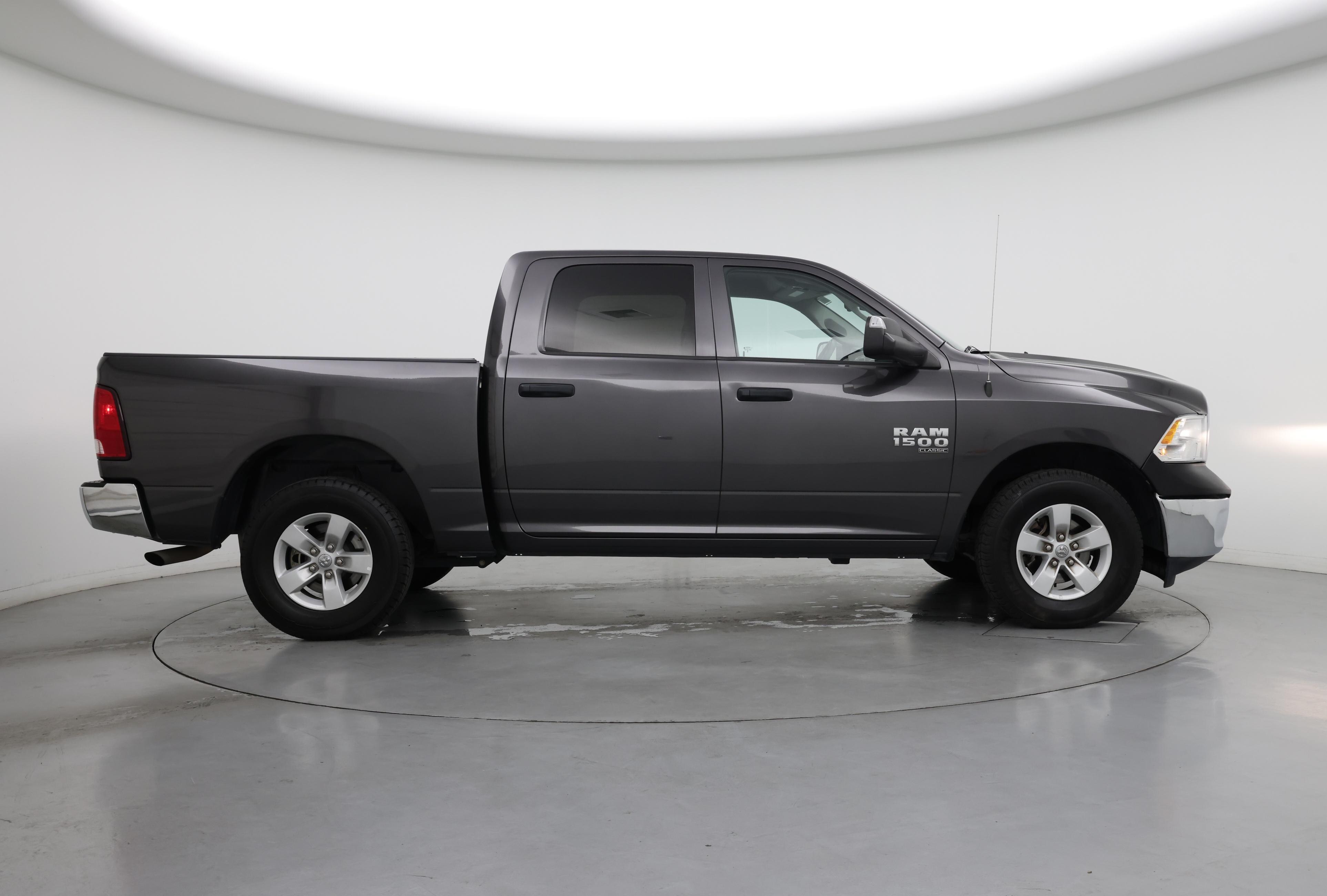 Thumbnail: 2023 RAM 1500 Classic - 7