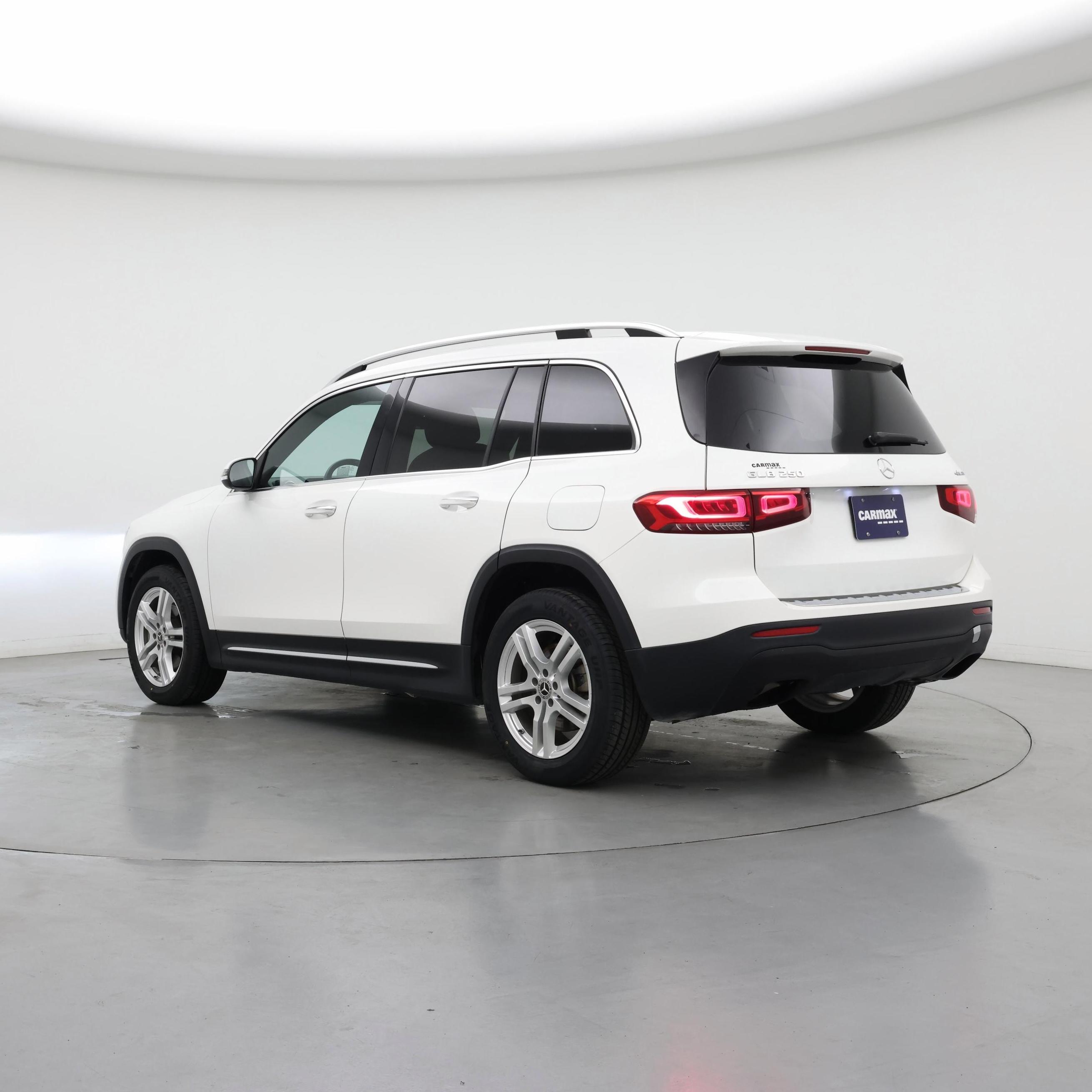 Thumbnail: 2023 Mercedes-Benz GLB - 2