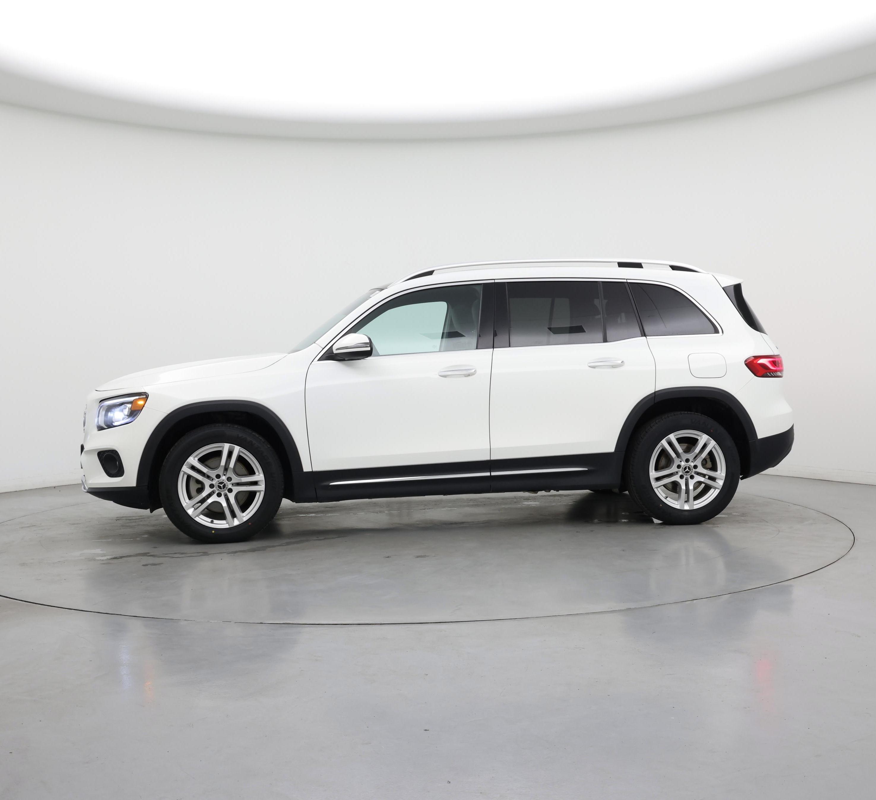 Thumbnail: 2023 Mercedes-Benz GLB - 3
