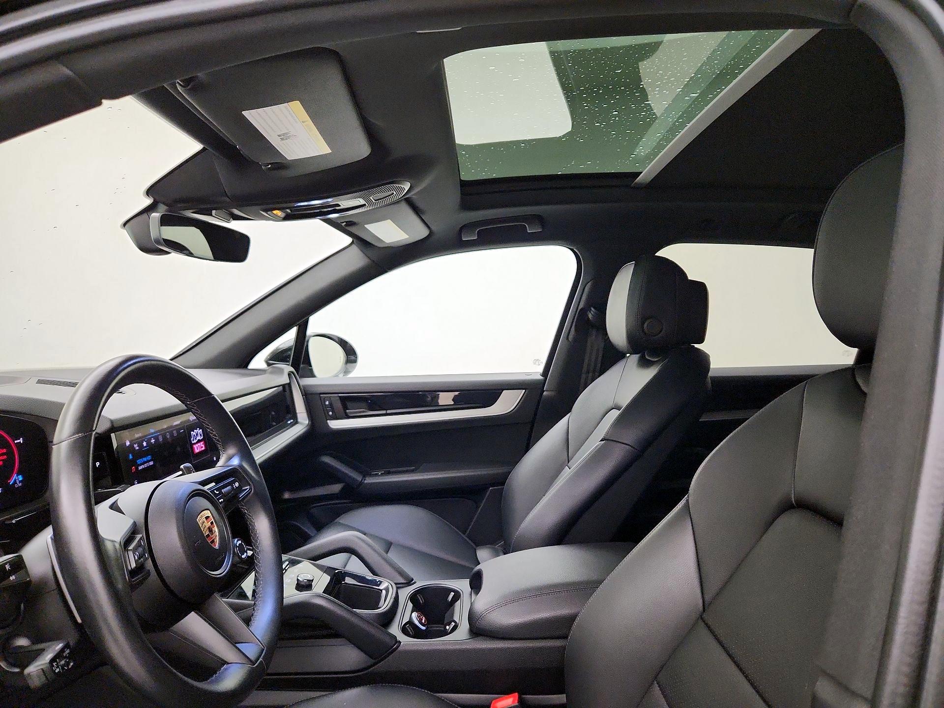Thumbnail: 2024 Porsche Cayenne - 19