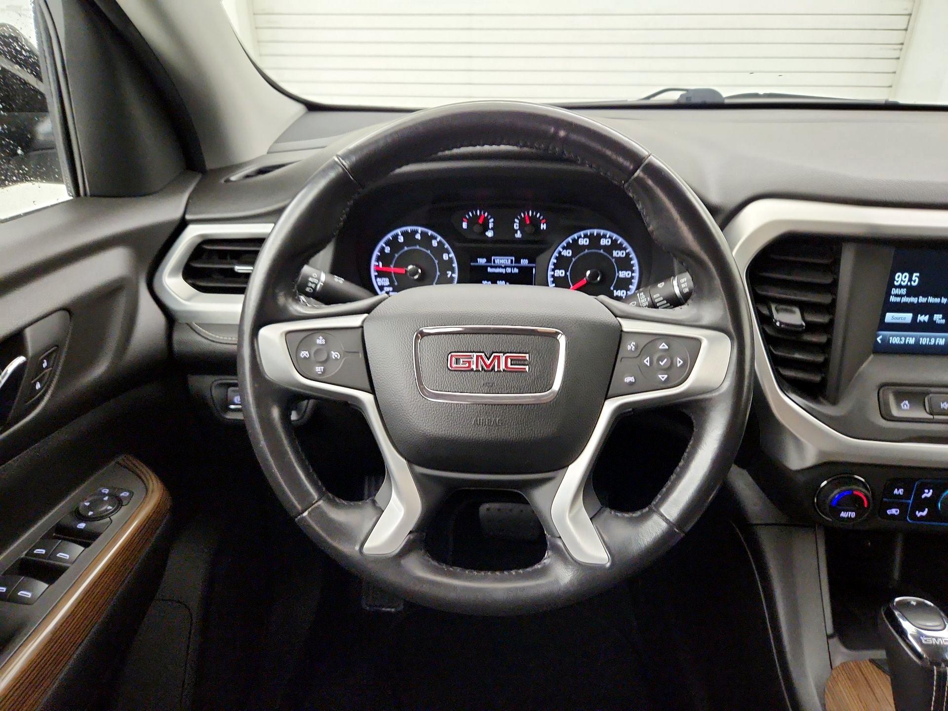 Thumbnail: 2019 GMC Acadia - 10