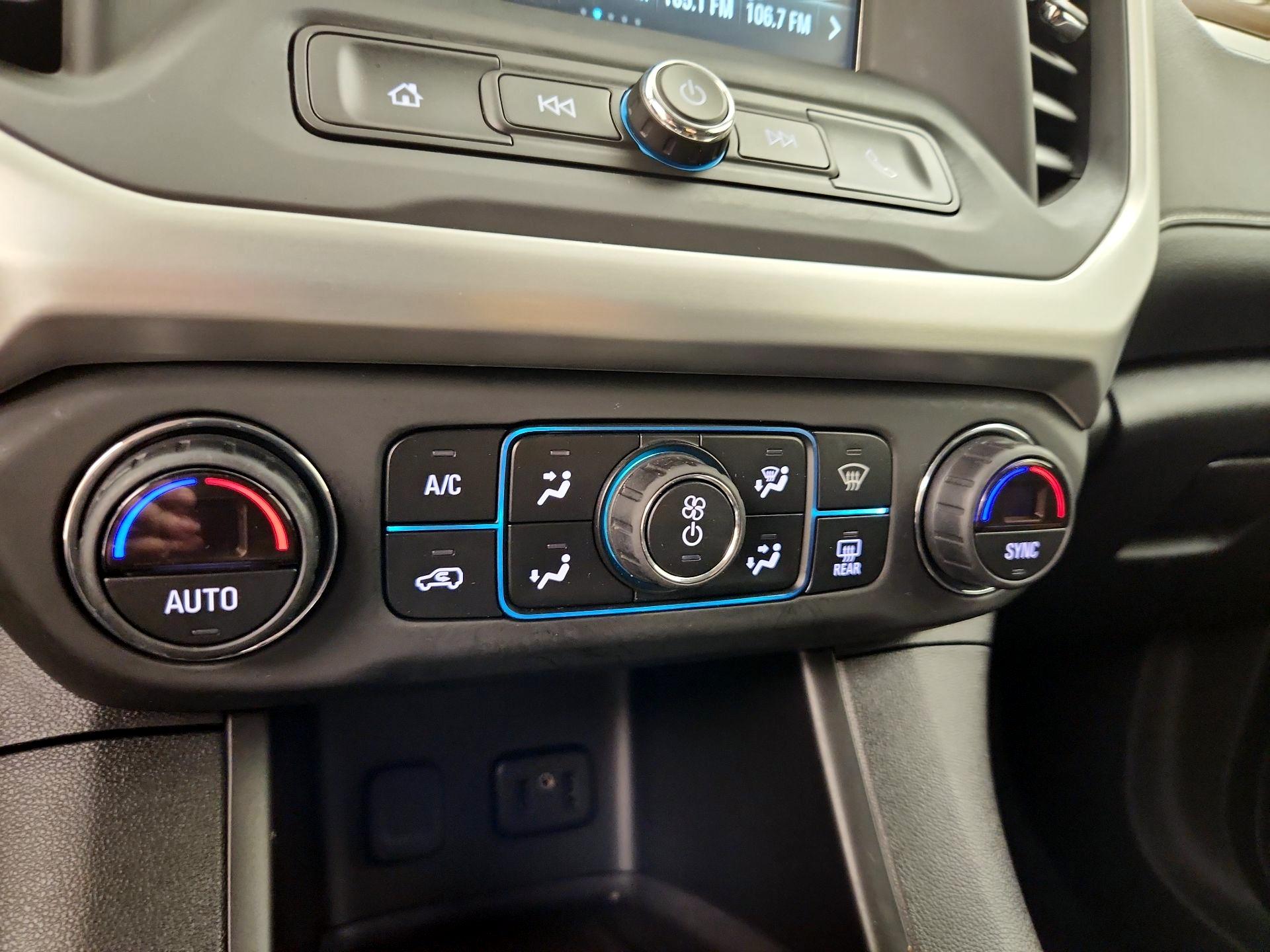 Thumbnail: 2019 GMC Acadia - 16
