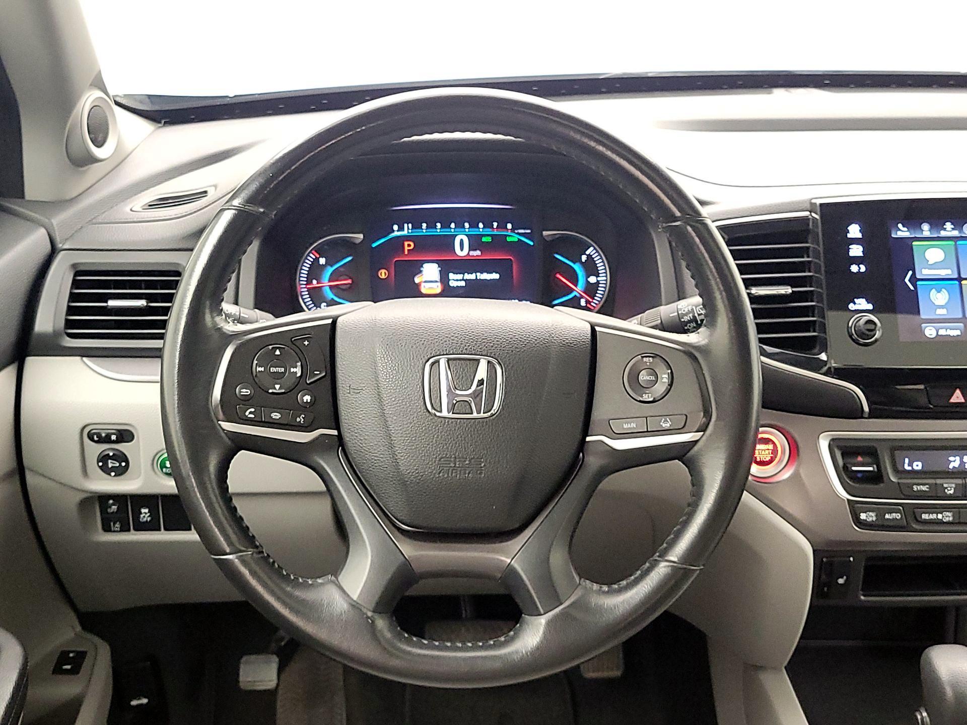 Thumbnail: 2019 Honda Pilot - 10