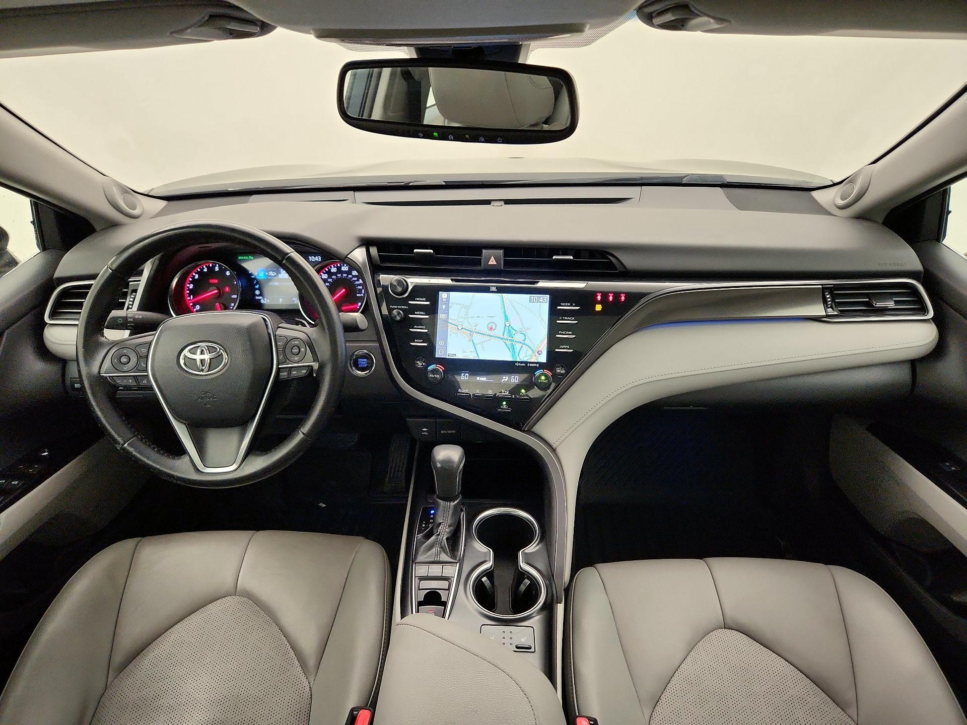 Thumbnail: 2019 Toyota Camry - 9