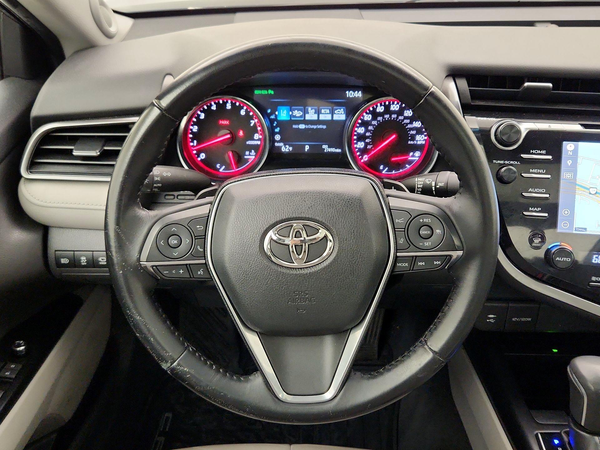 Thumbnail: 2019 Toyota Camry - 10