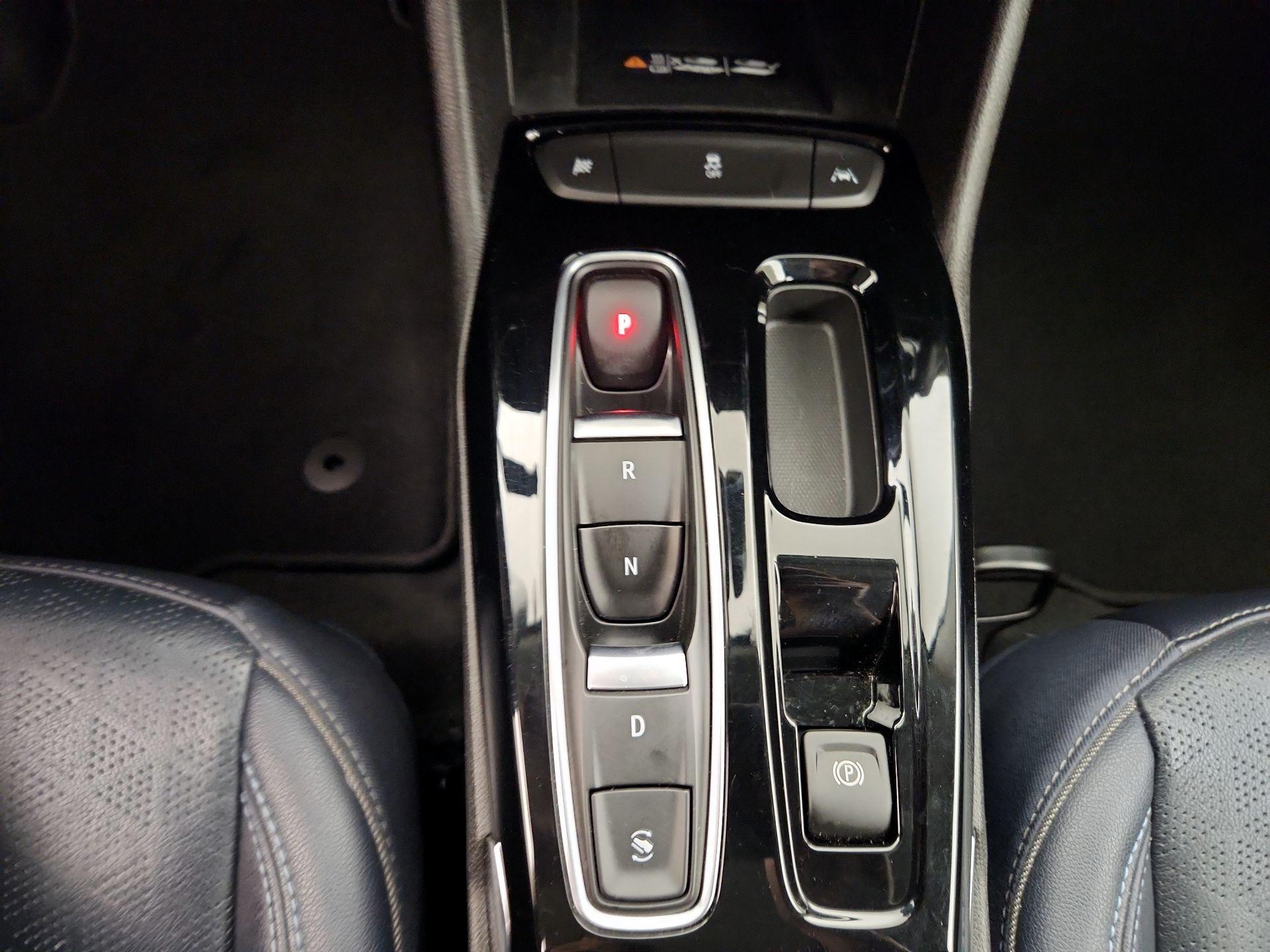 Thumbnail: 2022 Chevrolet Bolt EUV - 18