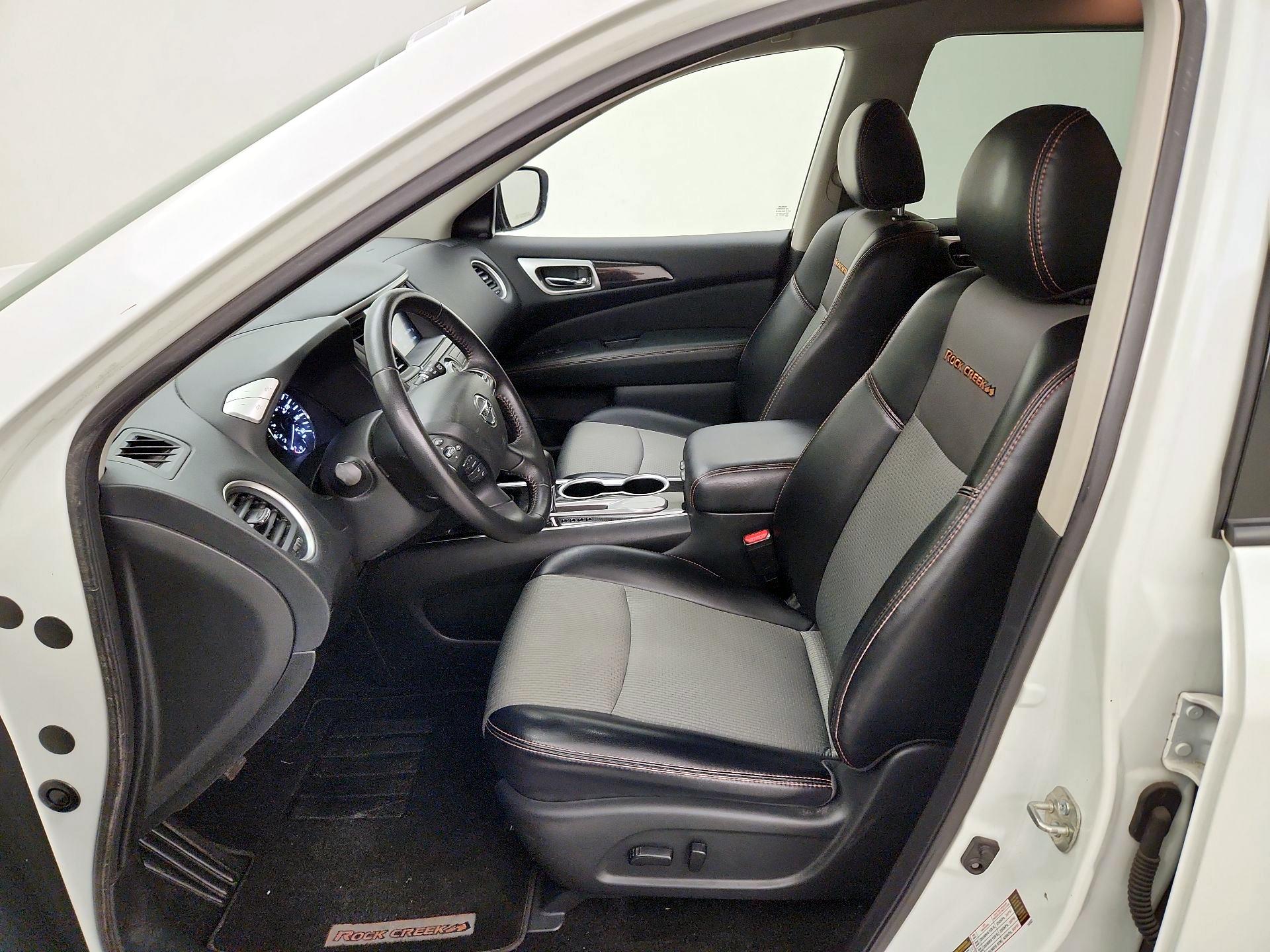 Thumbnail: 2020 Nissan Pathfinder - 11