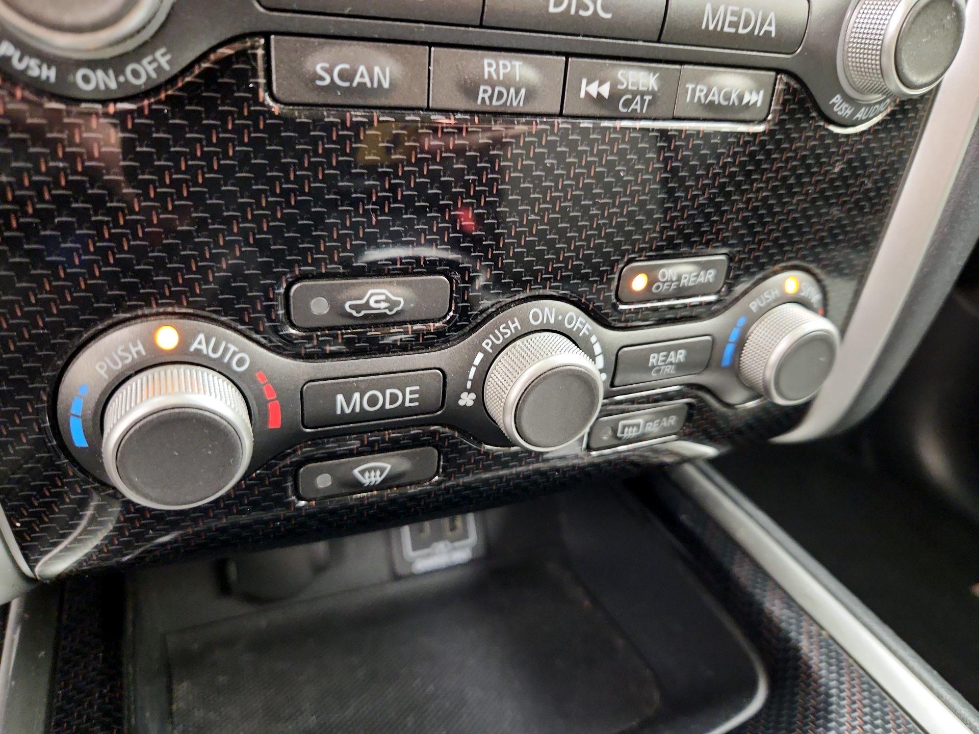 Thumbnail: 2020 Nissan Pathfinder - 16