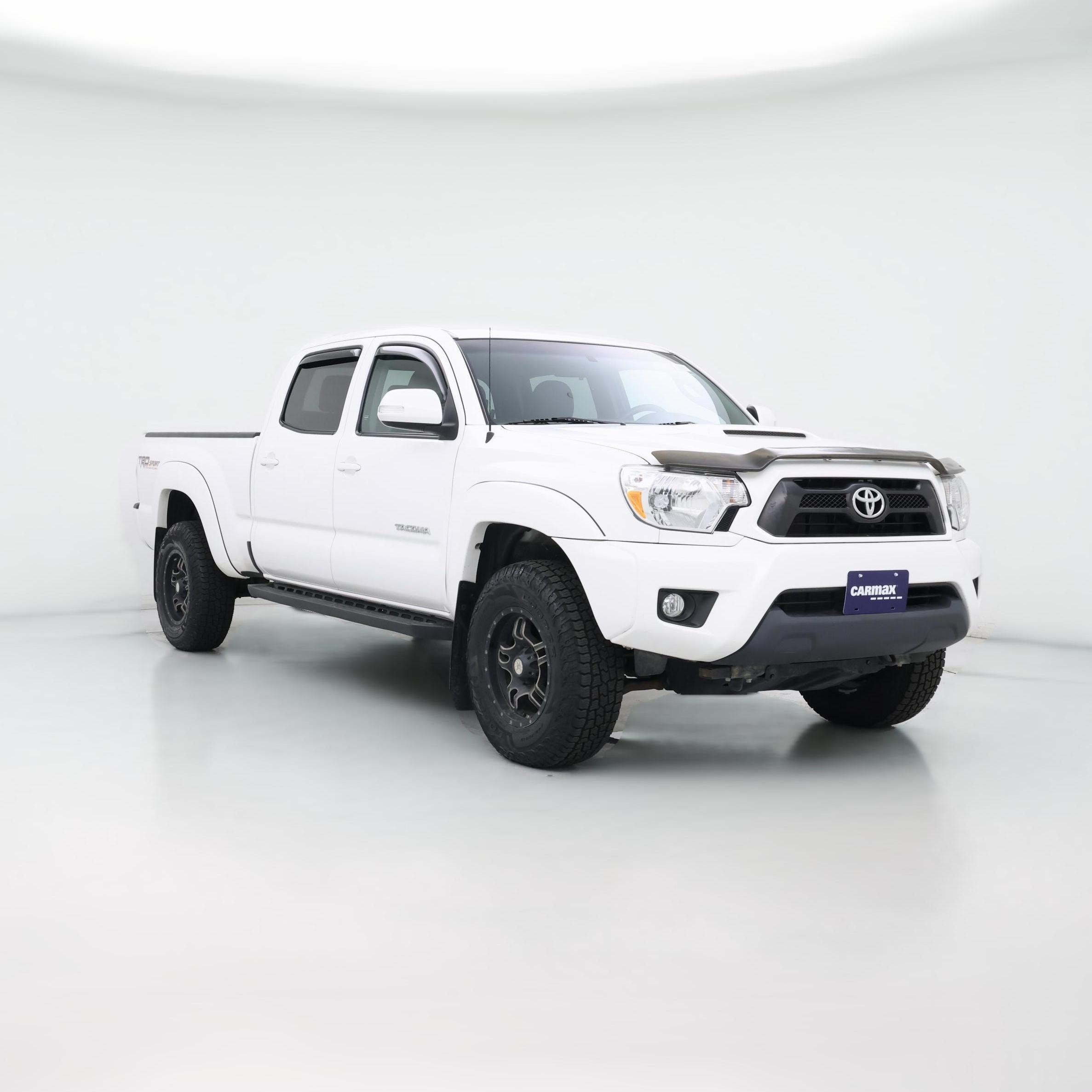 Thumbnail: 2015 Toyota Tacoma - 1