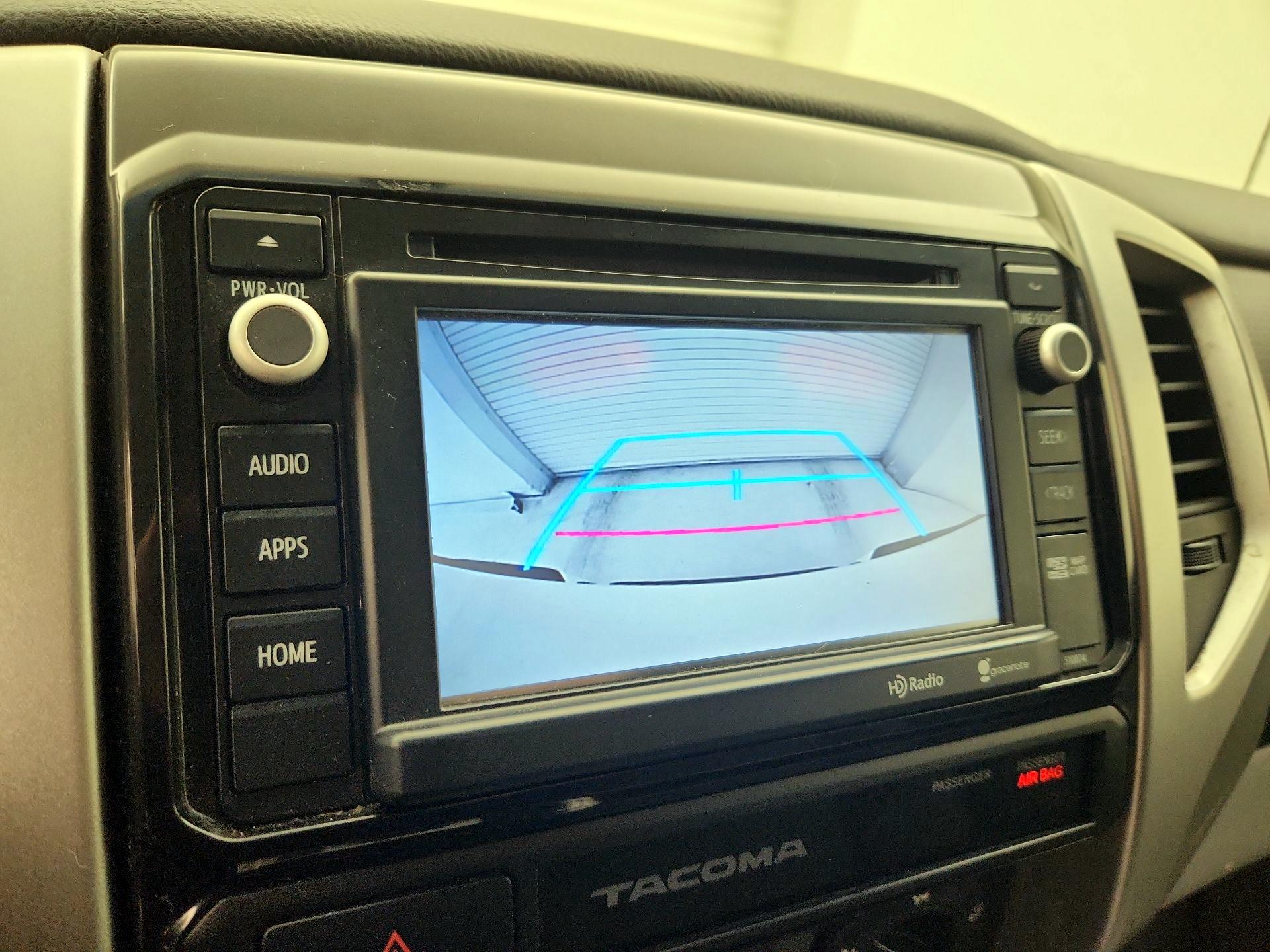 Thumbnail: 2015 Toyota Tacoma - 14