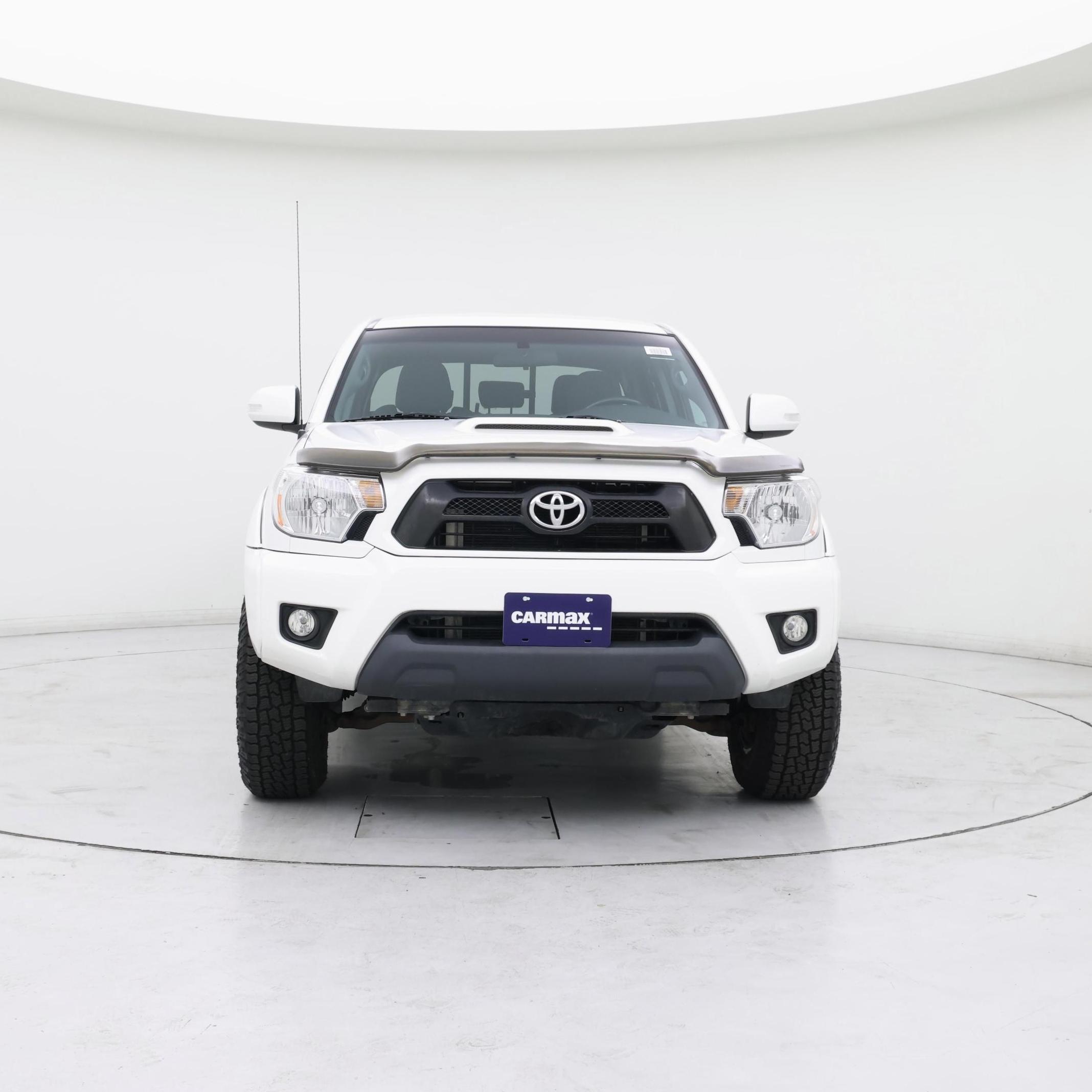 Thumbnail: 2015 Toyota Tacoma - 5