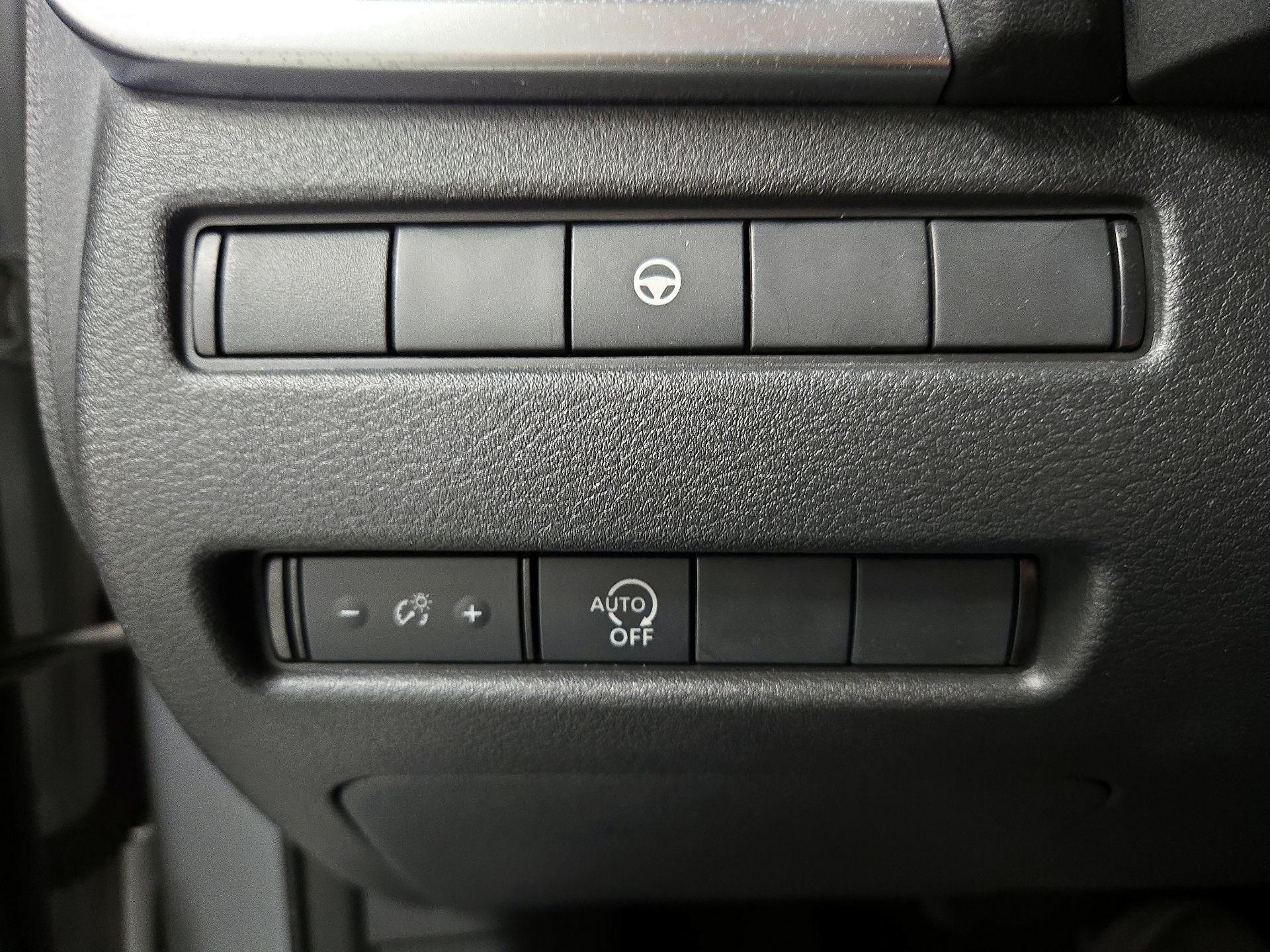 Thumbnail: 2023 Nissan Rogue - 13