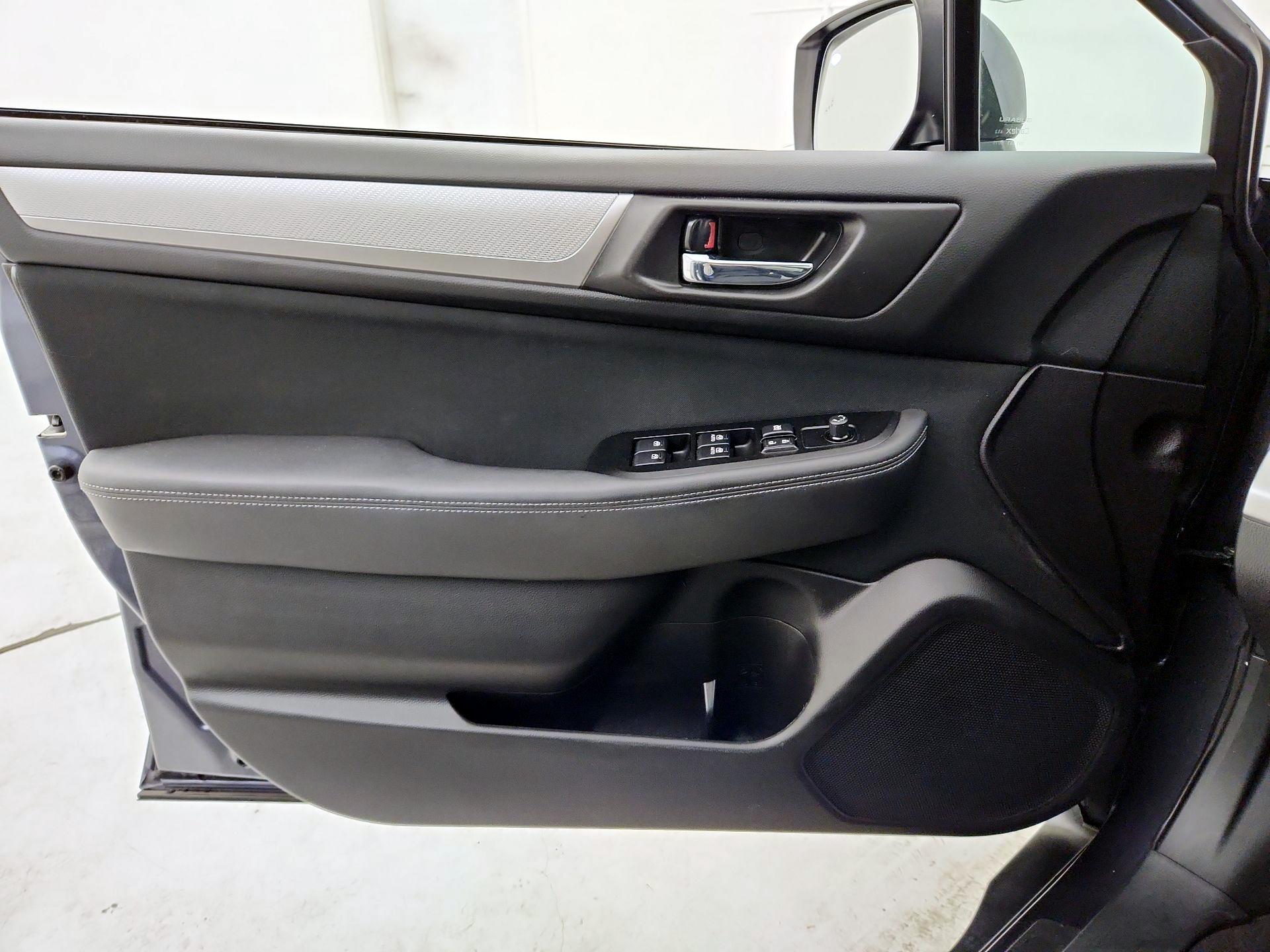Thumbnail: 2017 Subaru Outback - 12