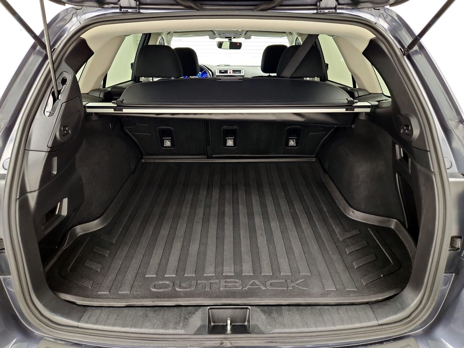Thumbnail: 2017 Subaru Outback - 20