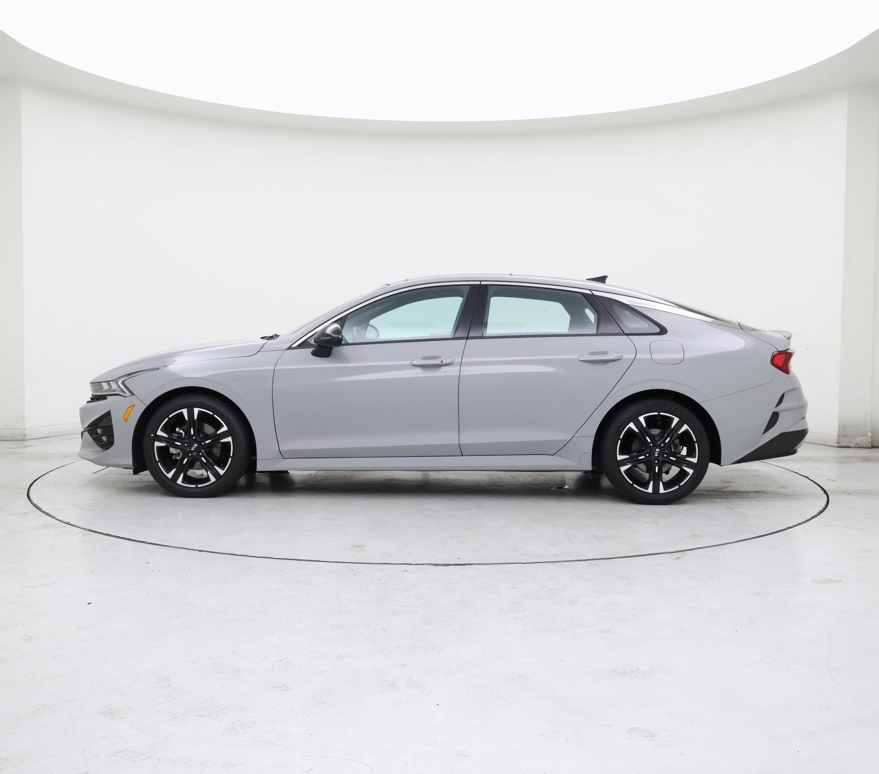 Thumbnail: 2021 Kia K5 - 3