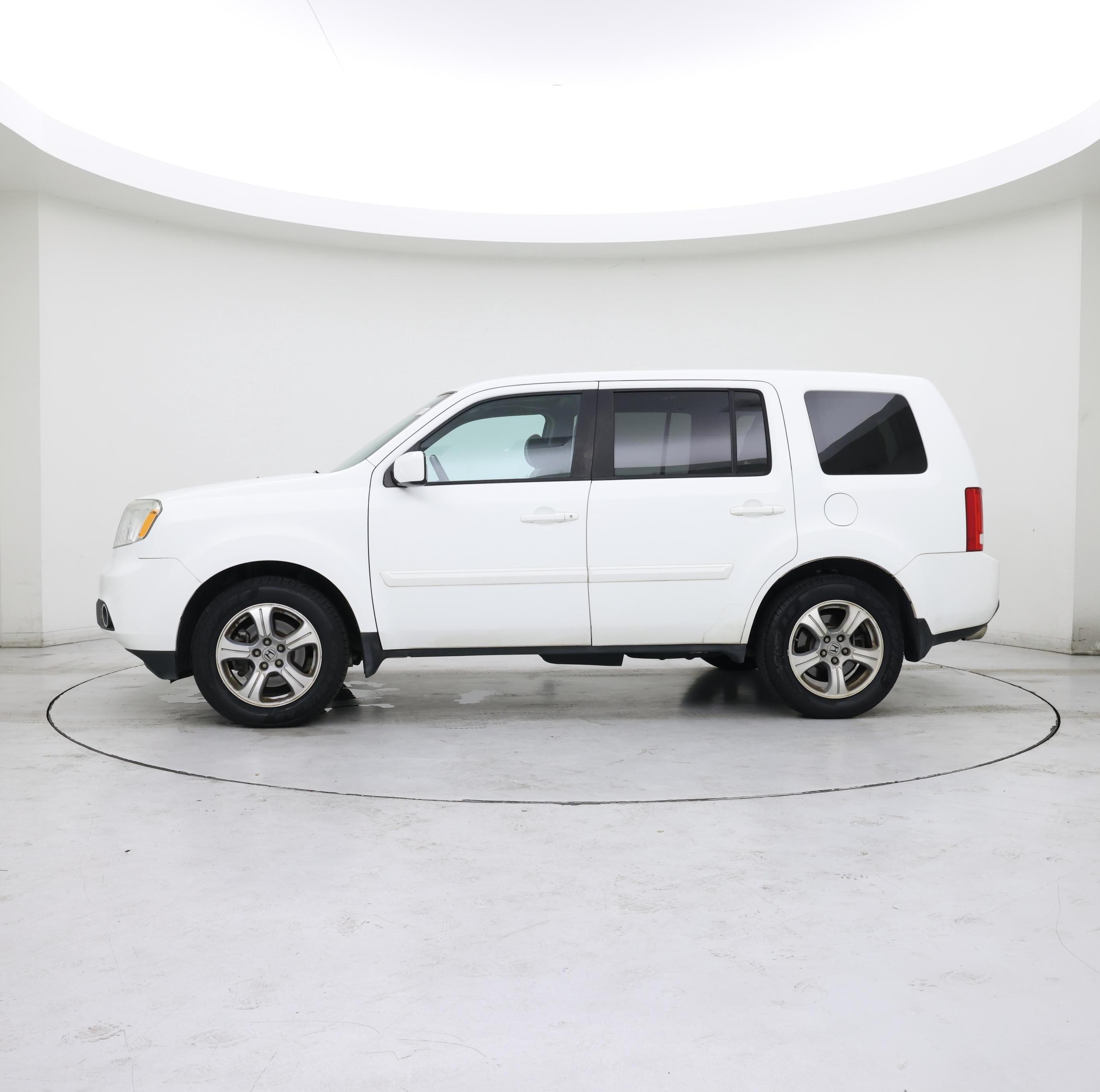 Thumbnail: 2014 Honda Pilot - 3
