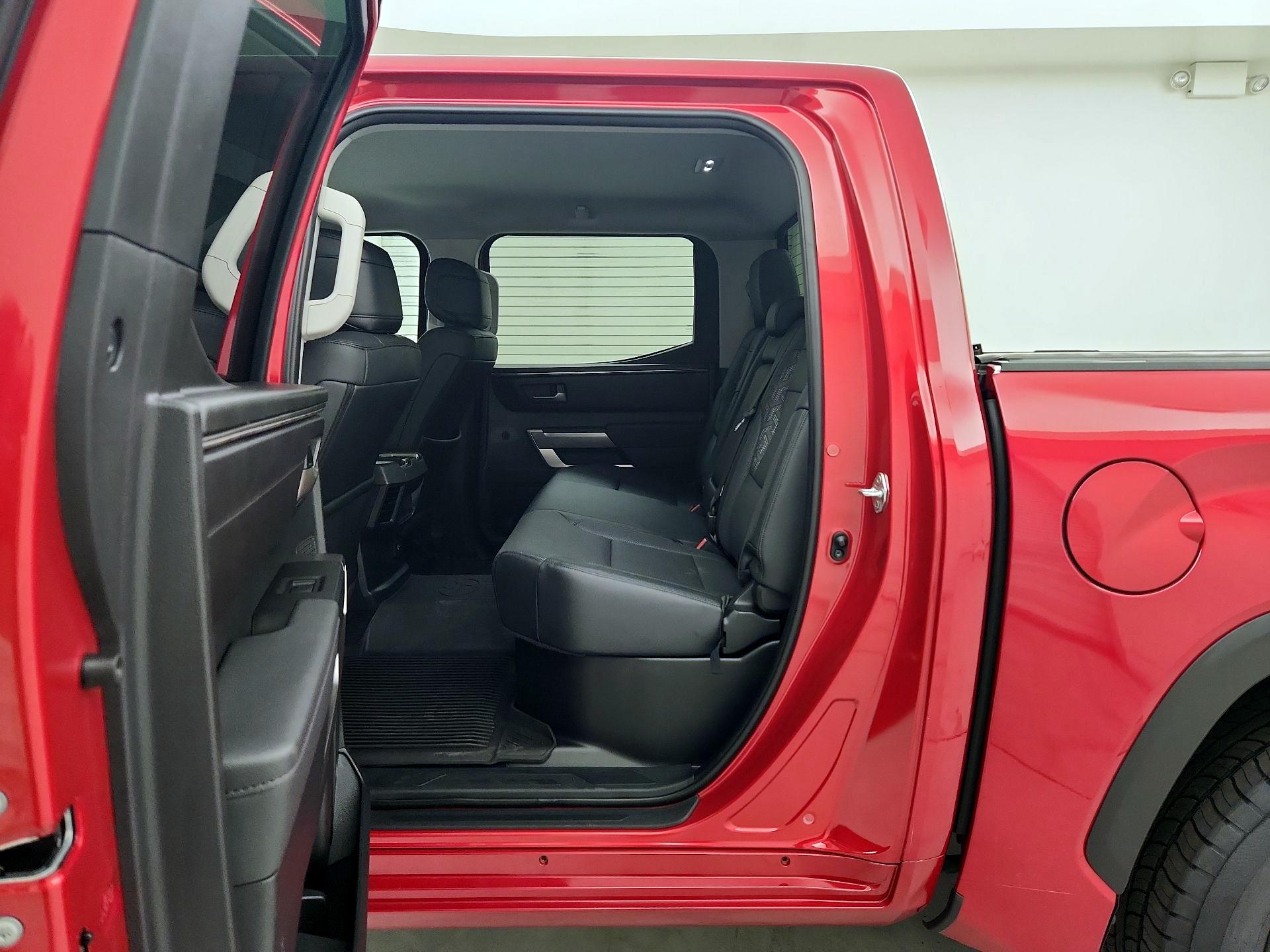 Thumbnail: 2023 Toyota Tundra - 19