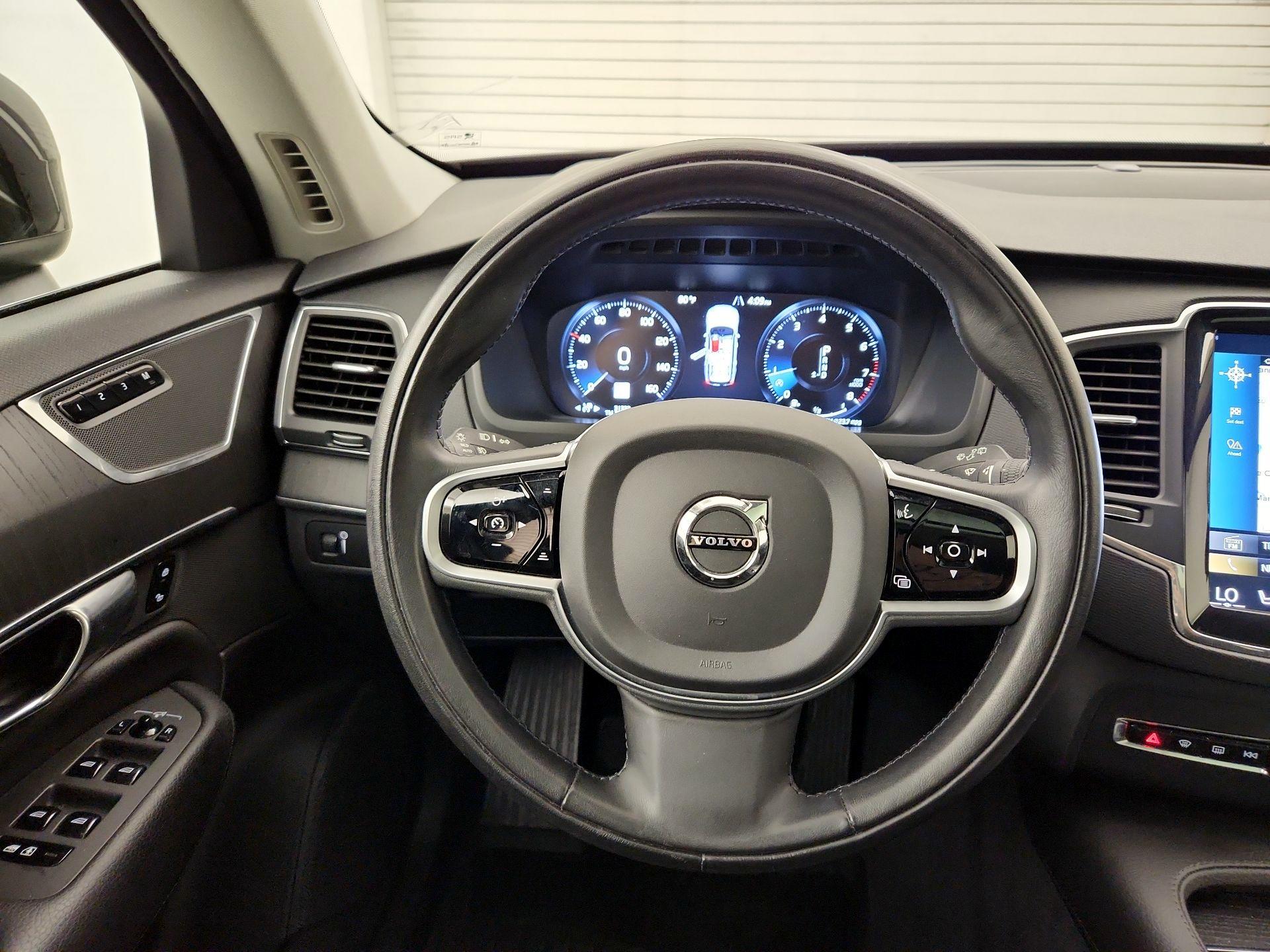 Thumbnail: 2020 Volvo XC90 - 10
