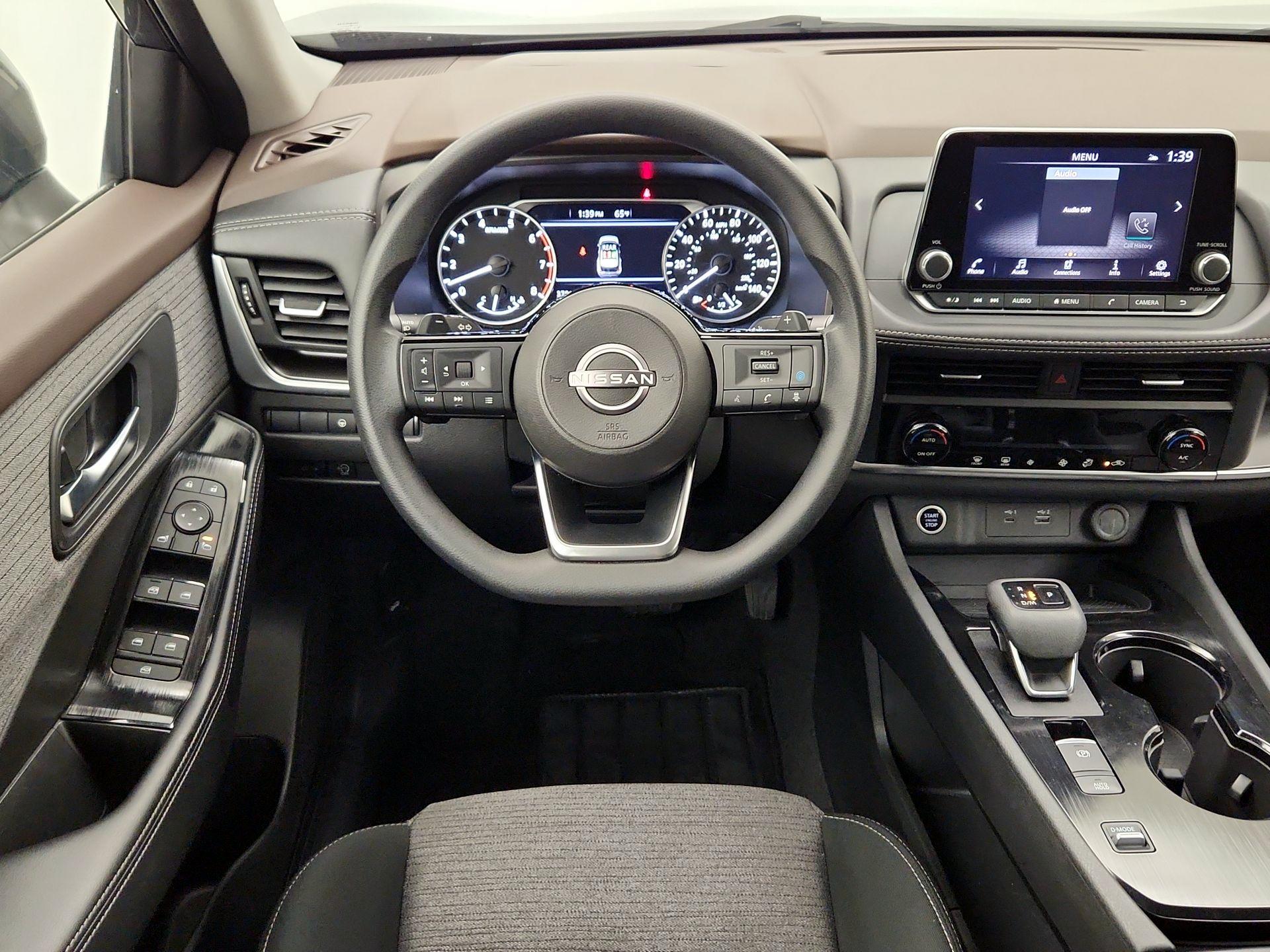 Thumbnail: 2023 Nissan Rogue - 10