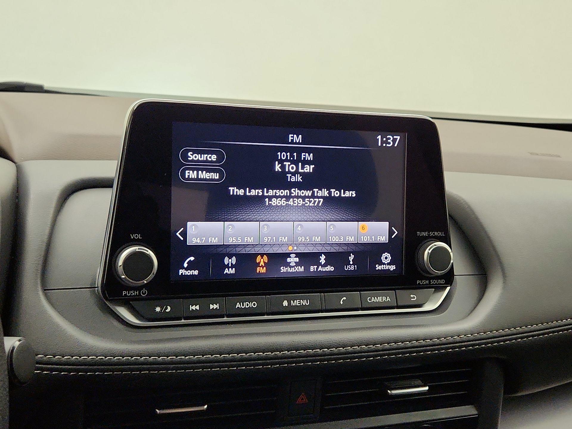 Thumbnail: 2023 Nissan Rogue - 15