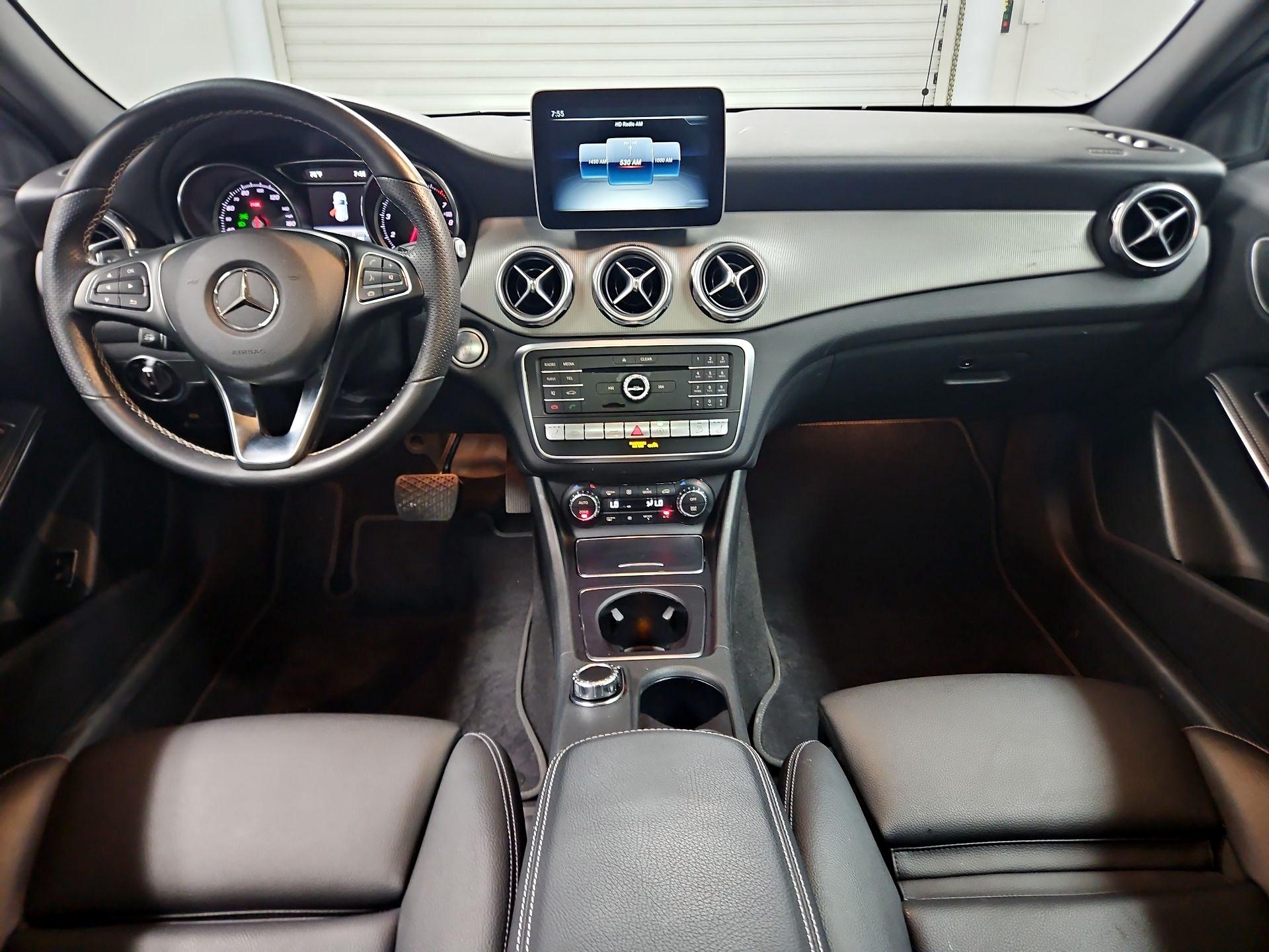 Thumbnail: 2020 Mercedes-Benz GLA - 9