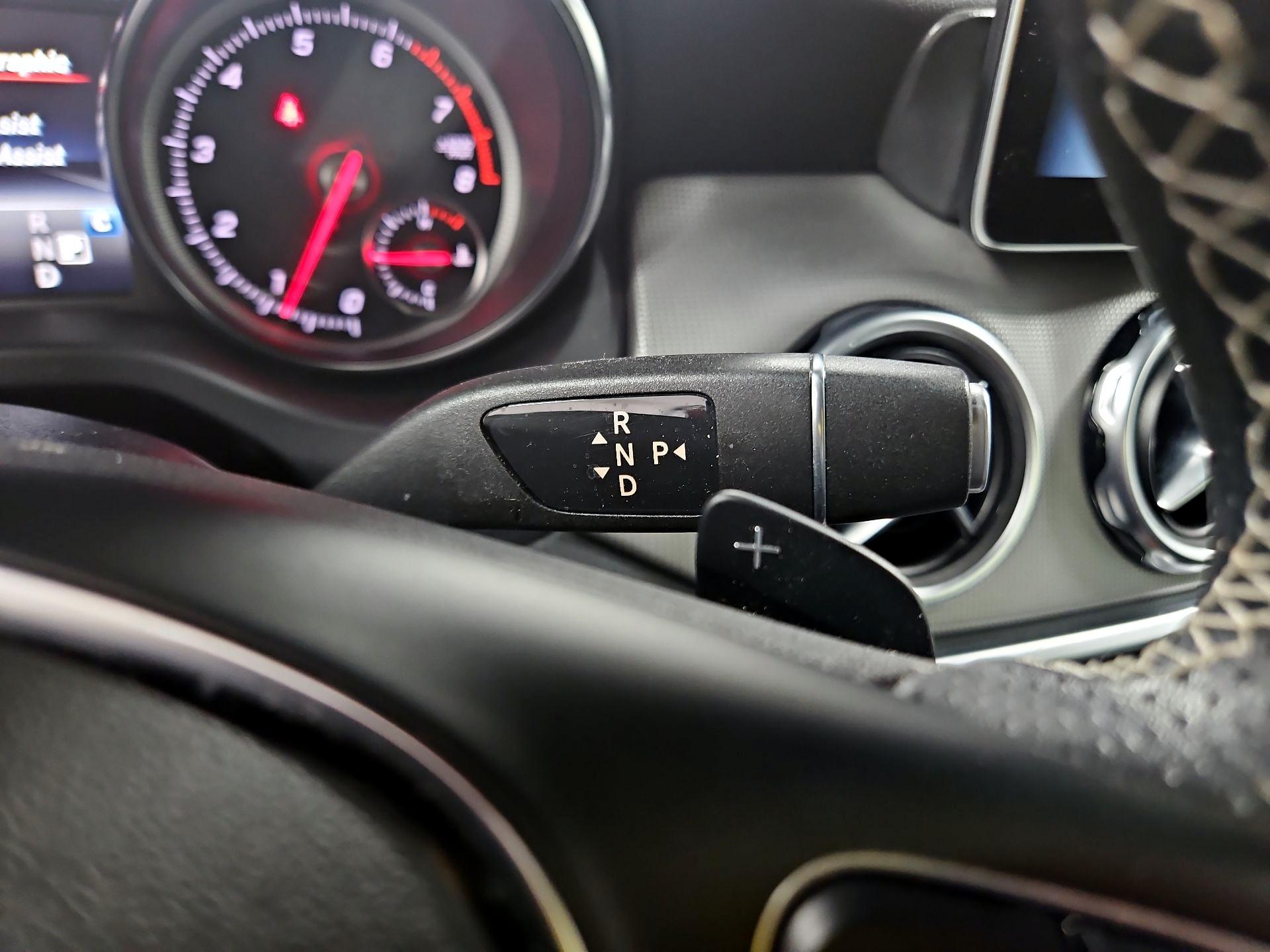Thumbnail: 2020 Mercedes-Benz GLA - 17