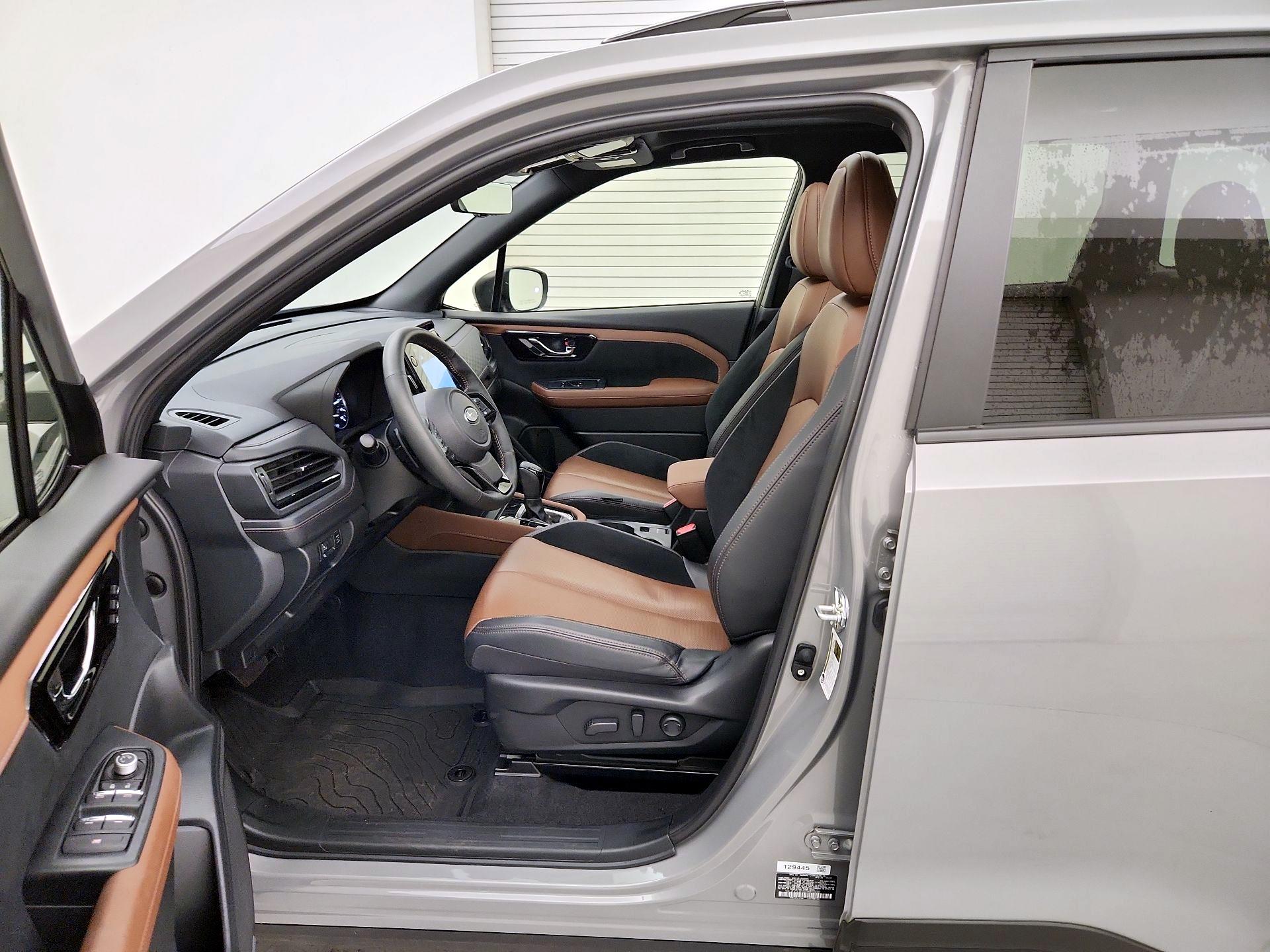 Thumbnail: 2025 Subaru Forester - 11