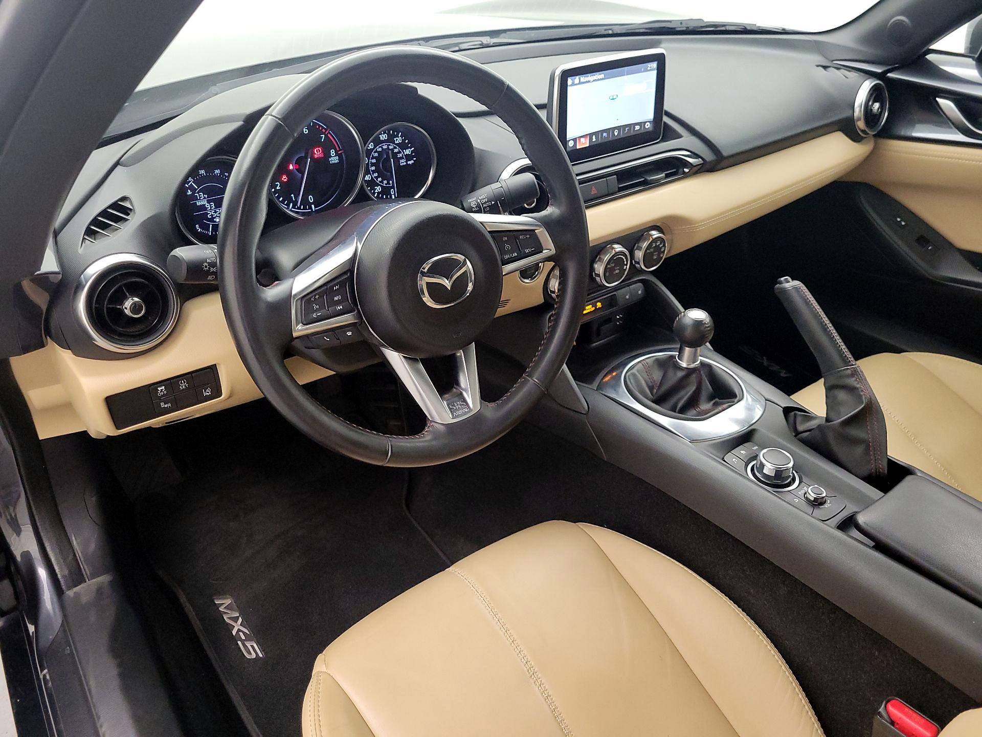 Thumbnail: 2016 Mazda MX-5 Miata - 9