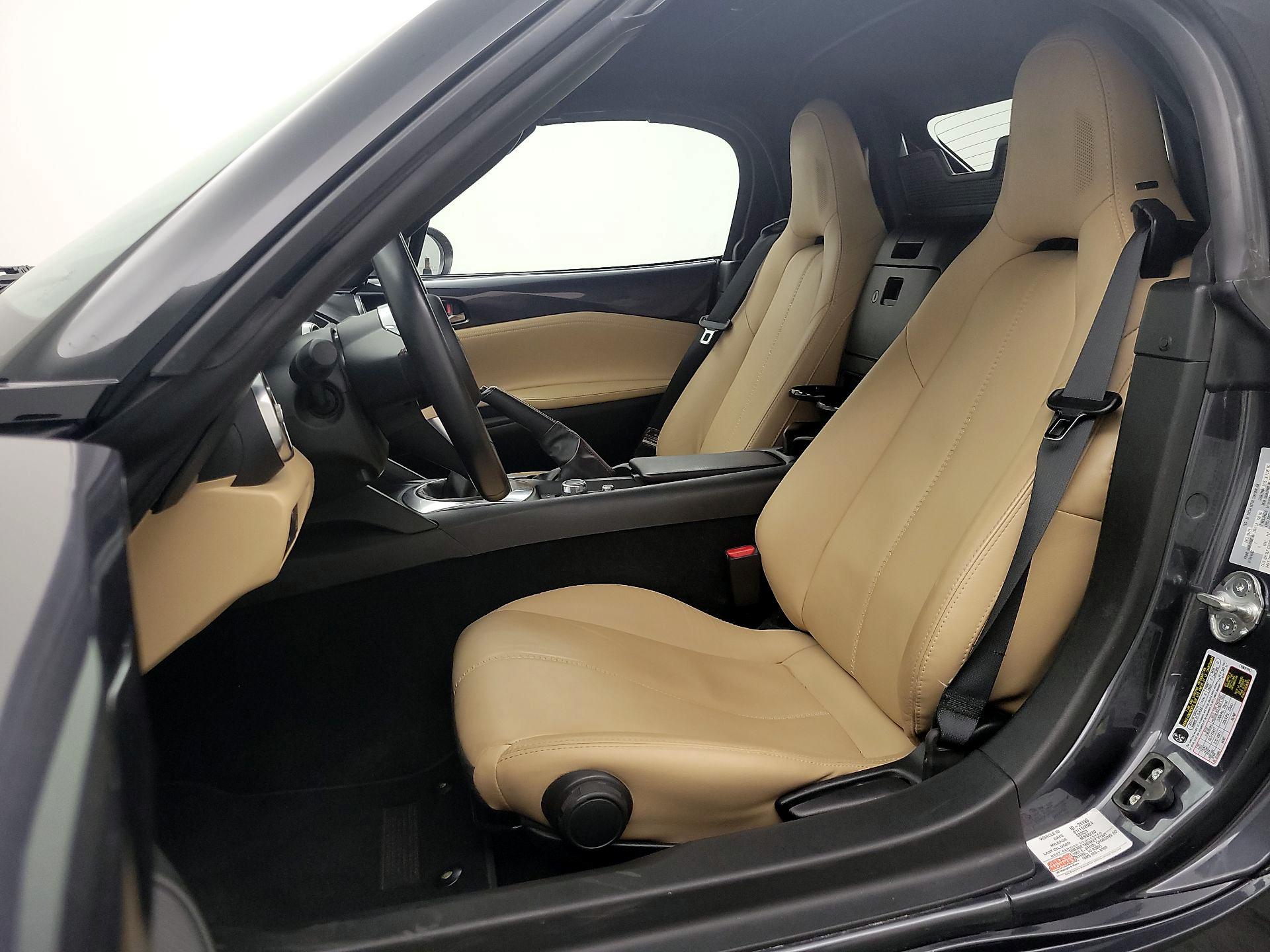 Thumbnail: 2016 Mazda MX-5 Miata - 11