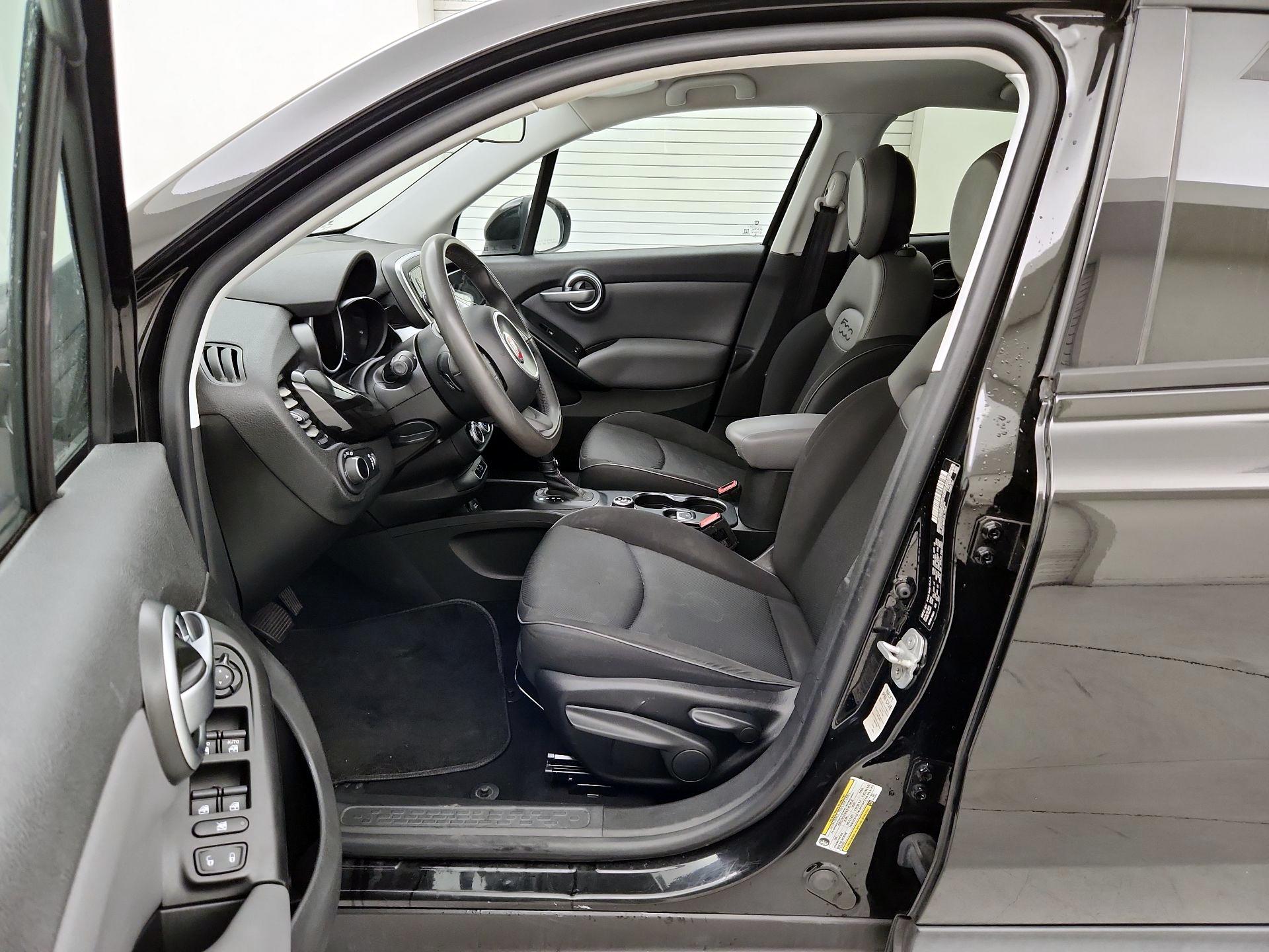 Thumbnail: 2016 Fiat 500X - 11