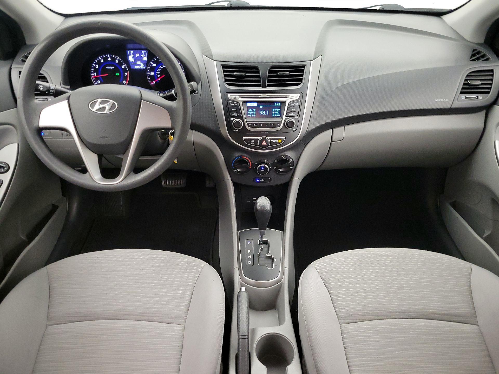 Thumbnail: 2017 Hyundai Accent - 9