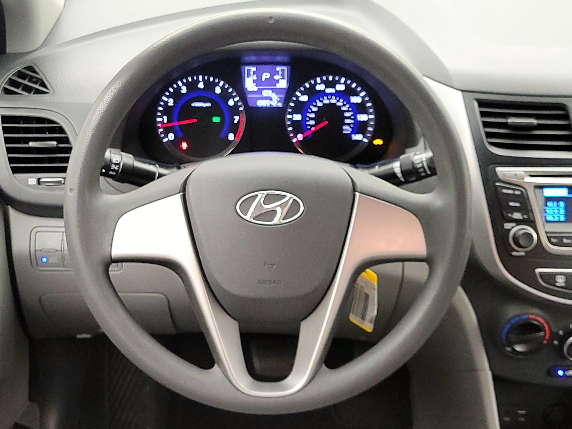 Thumbnail: 2017 Hyundai Accent - 10