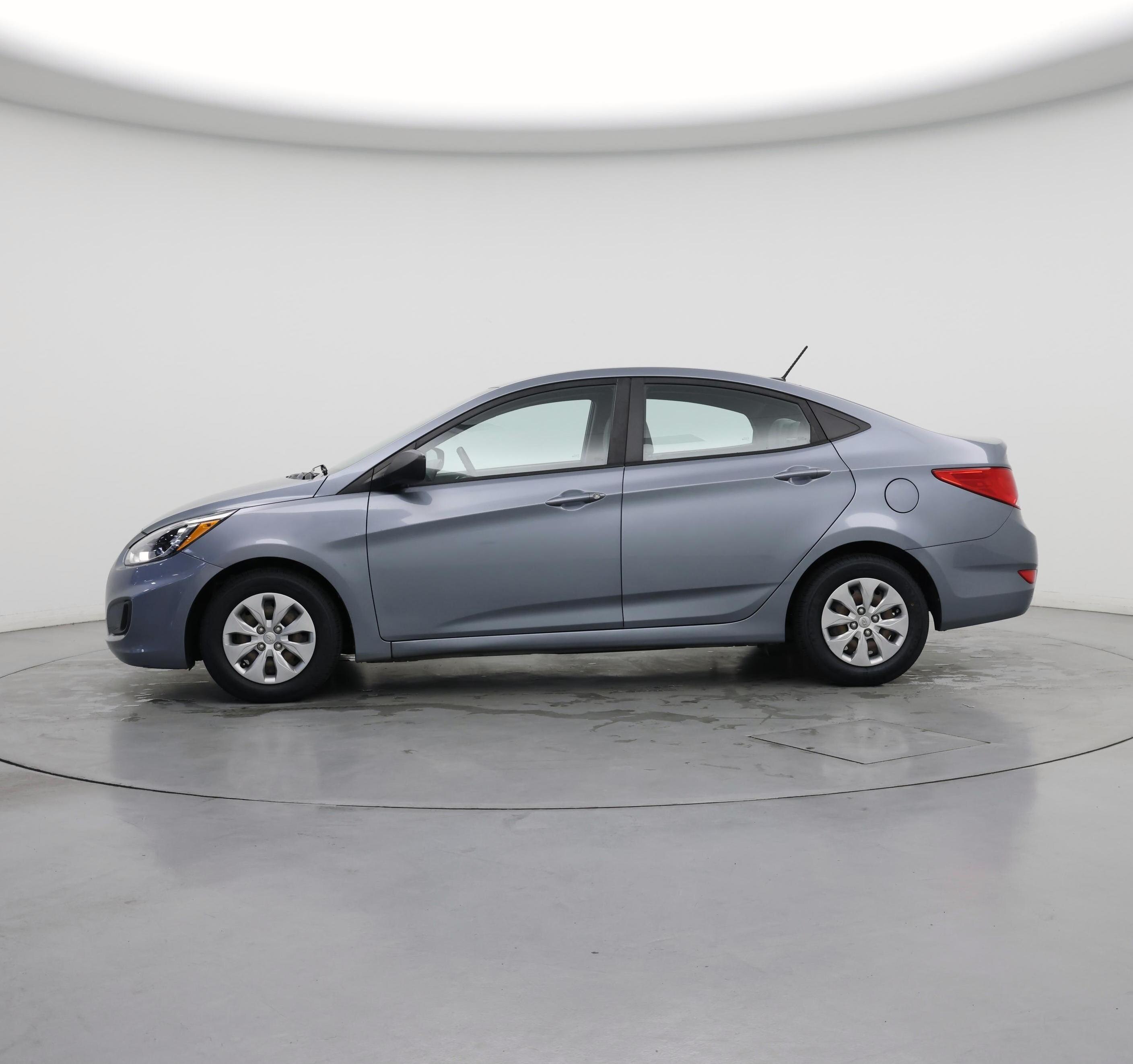 Thumbnail: 2017 Hyundai Accent - 3