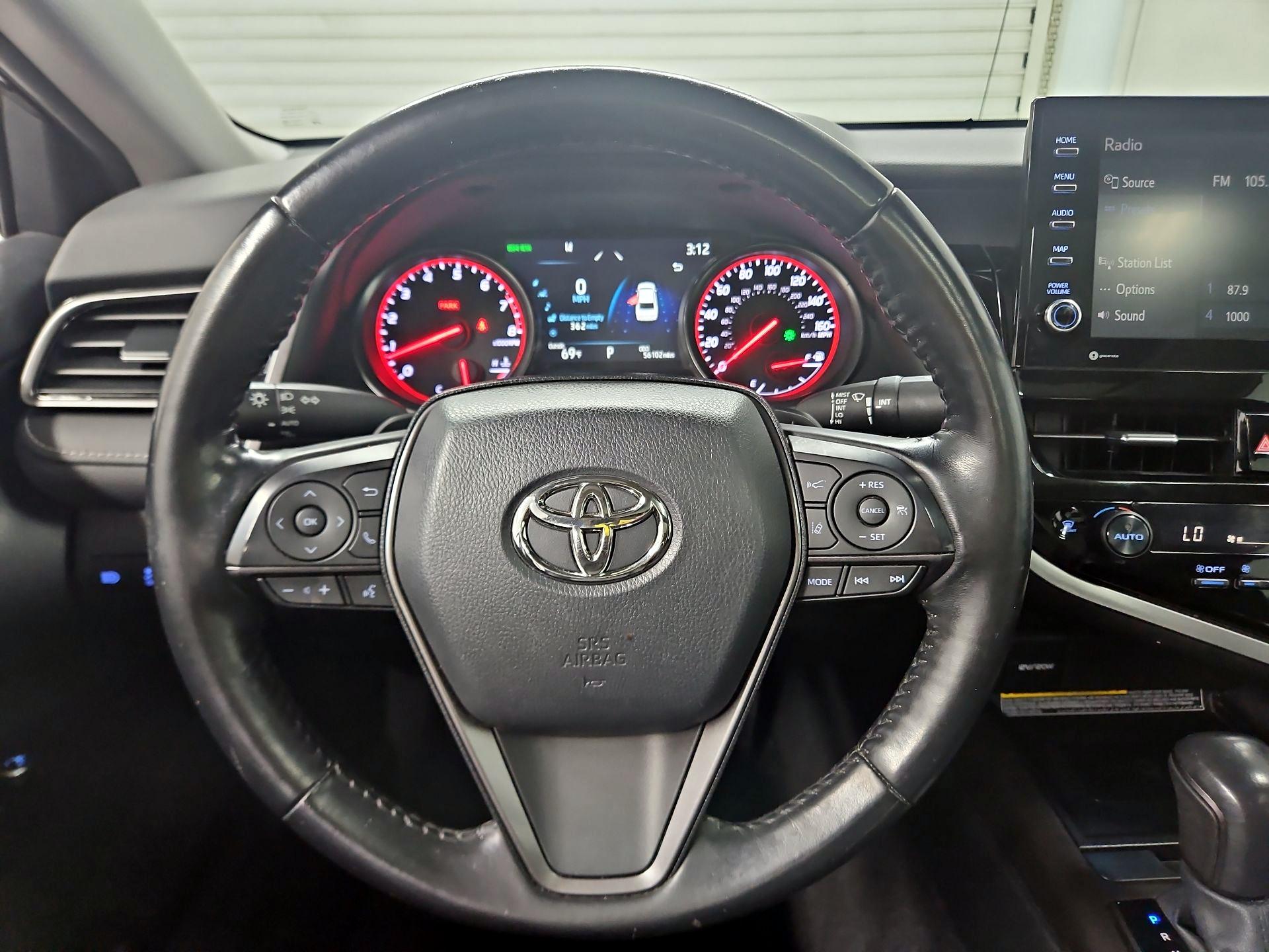 Thumbnail: 2021 Toyota Camry - 10
