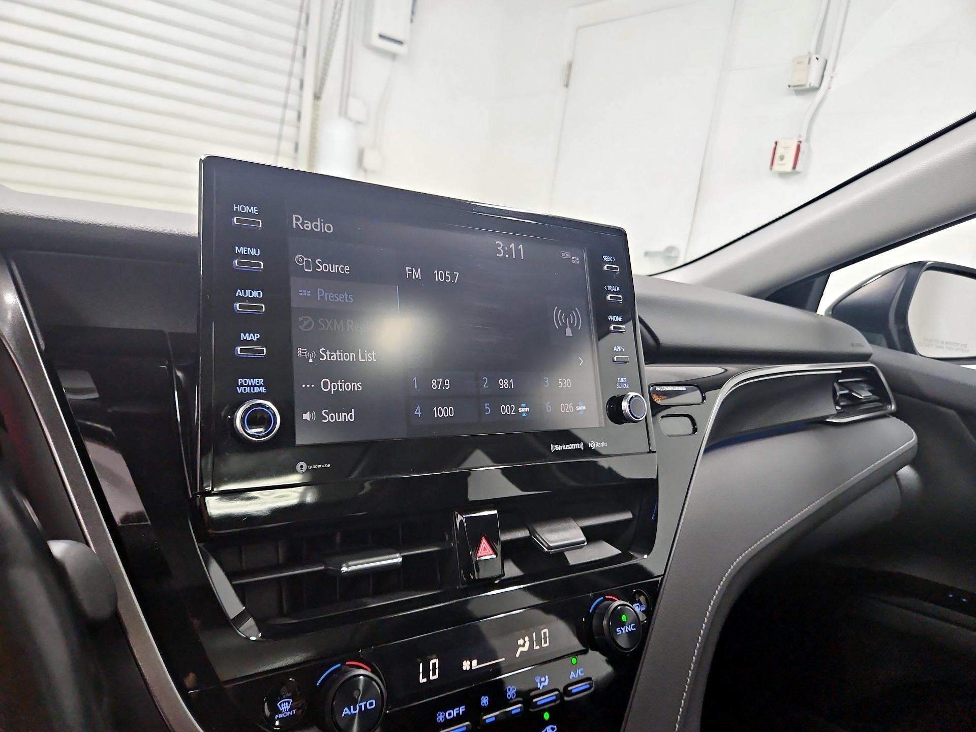 Thumbnail: 2021 Toyota Camry - 15