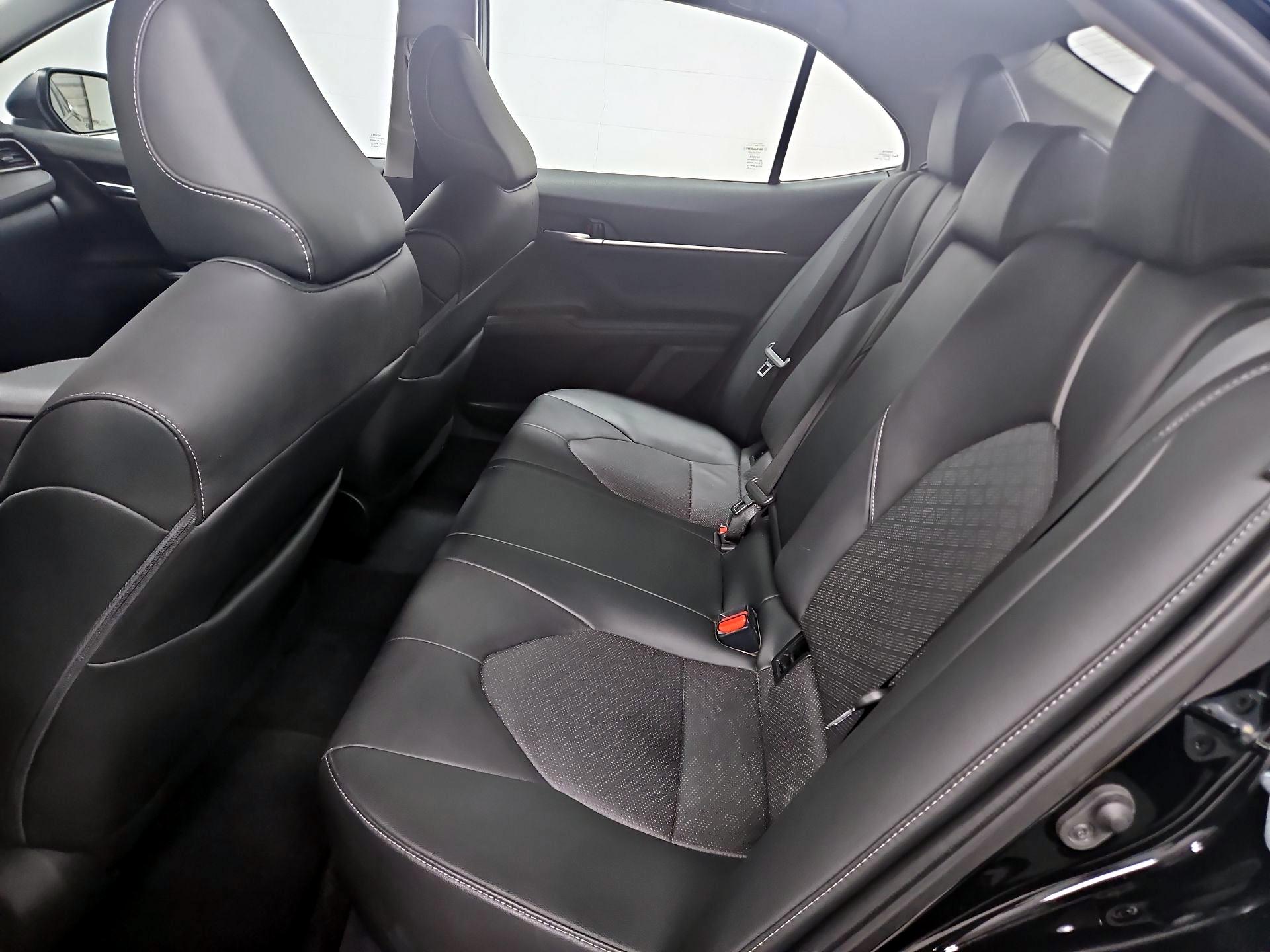 Thumbnail: 2021 Toyota Camry - 20