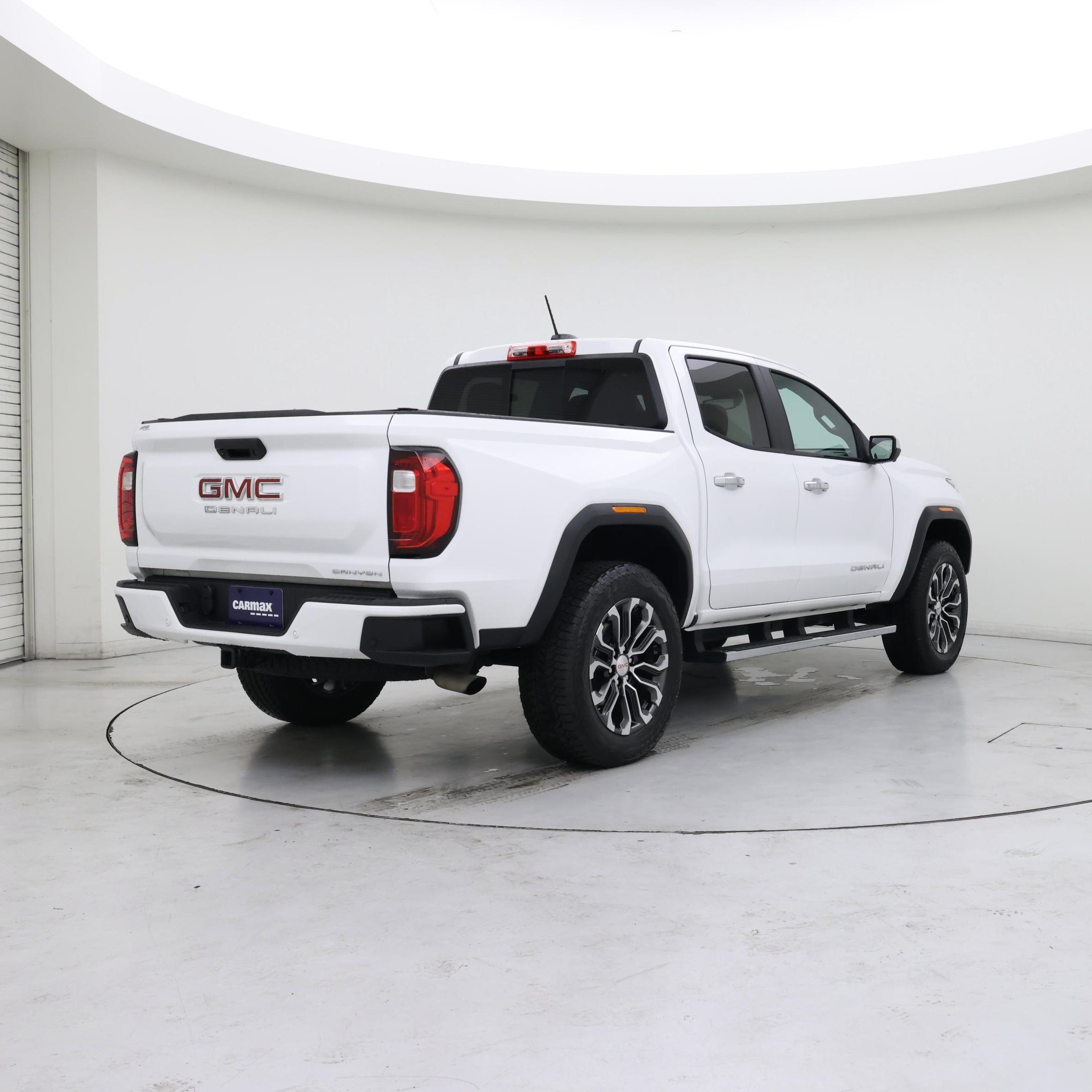 Thumbnail: 2024 GMC Canyon - 8