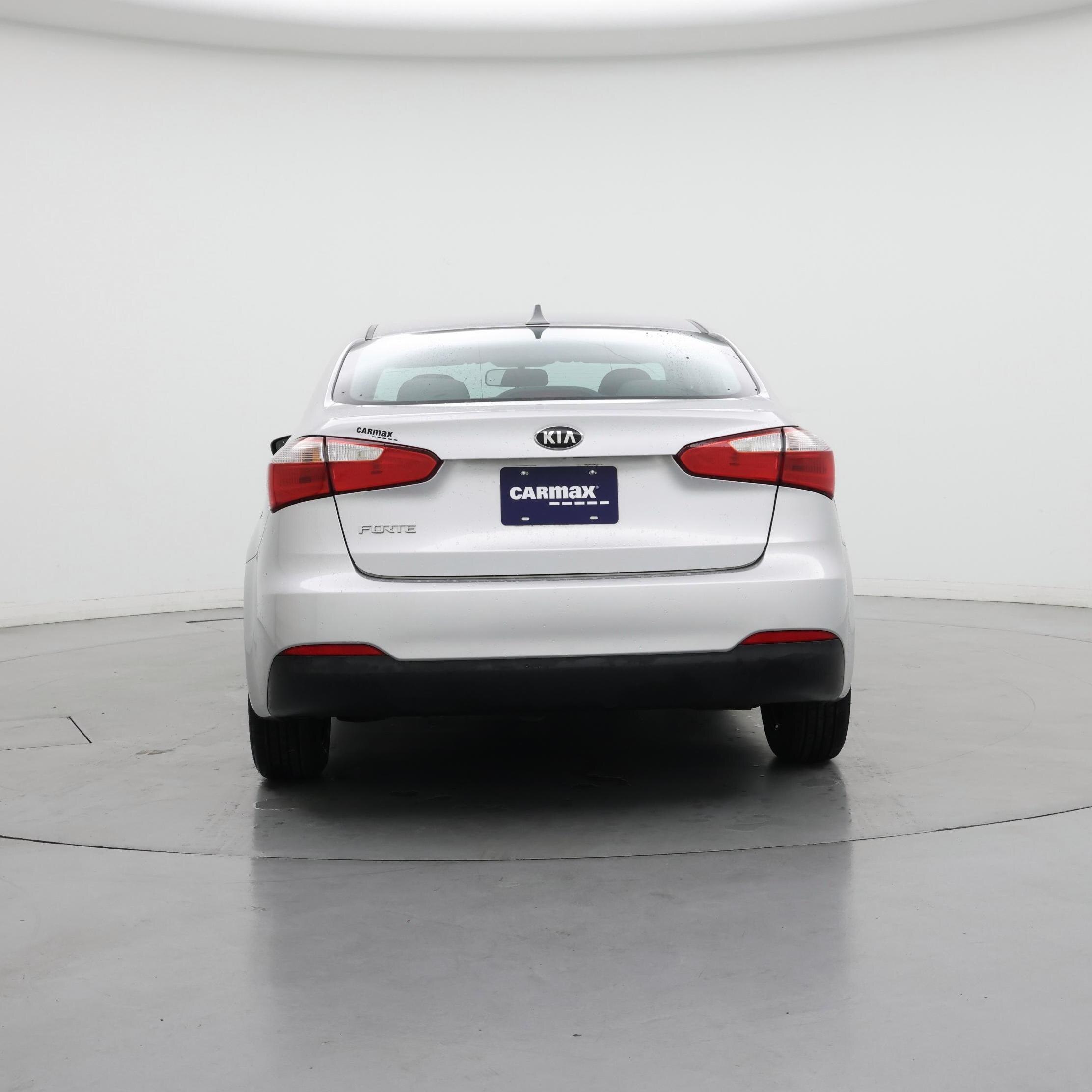 Thumbnail: 2016 Kia Forte - 6
