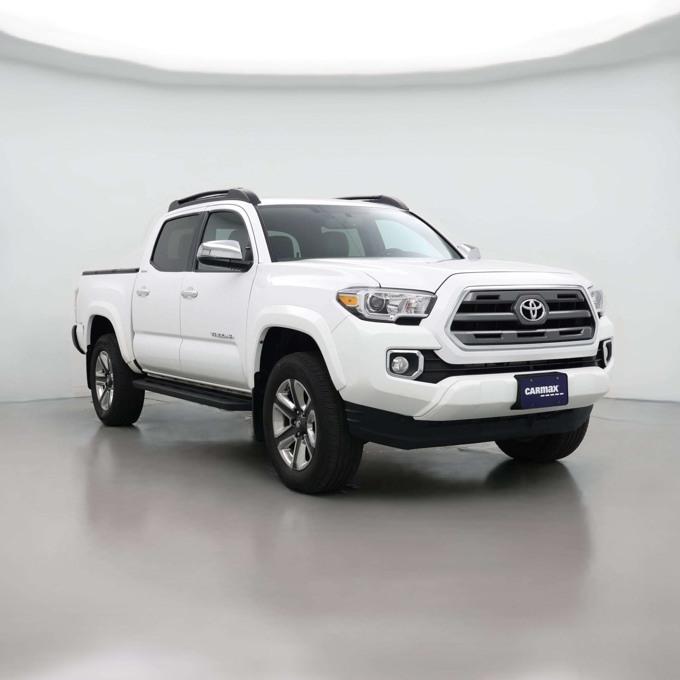 Thumbnail: 2017 Toyota Tacoma - 1