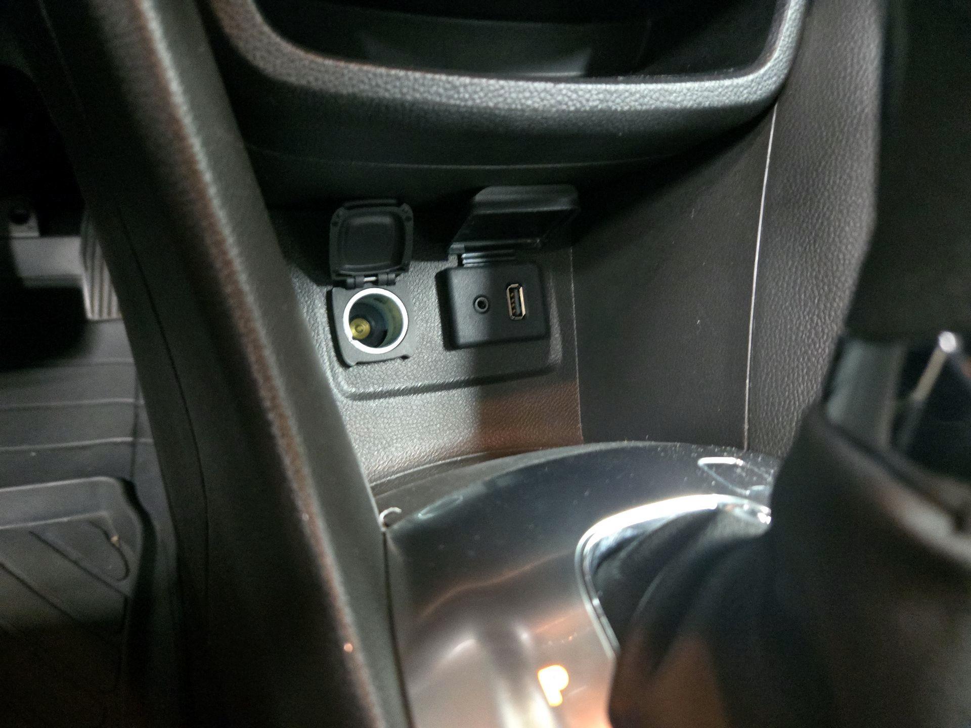 Thumbnail: 2016 Buick Encore - 18
