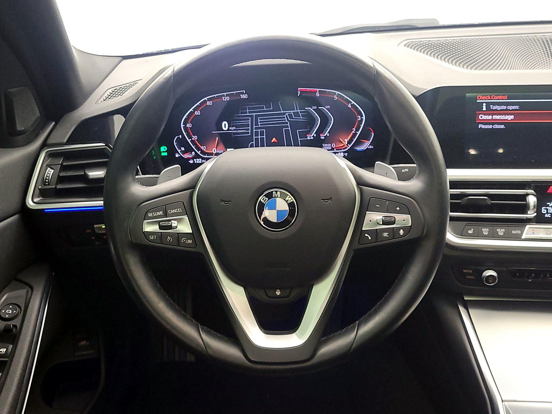 Thumbnail: 2021 BMW 3 Series - 10