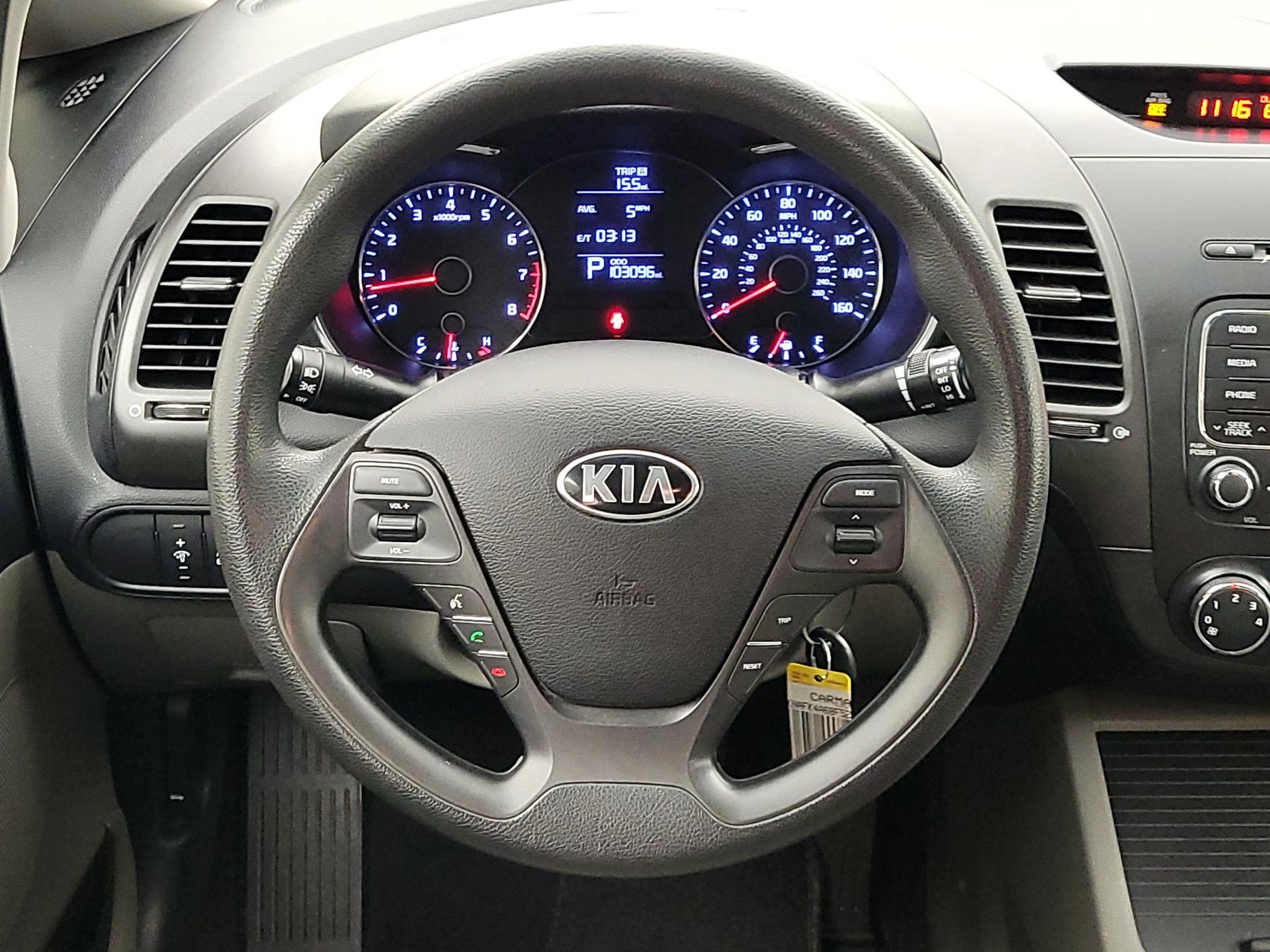 Thumbnail: 2015 Kia Forte - 10