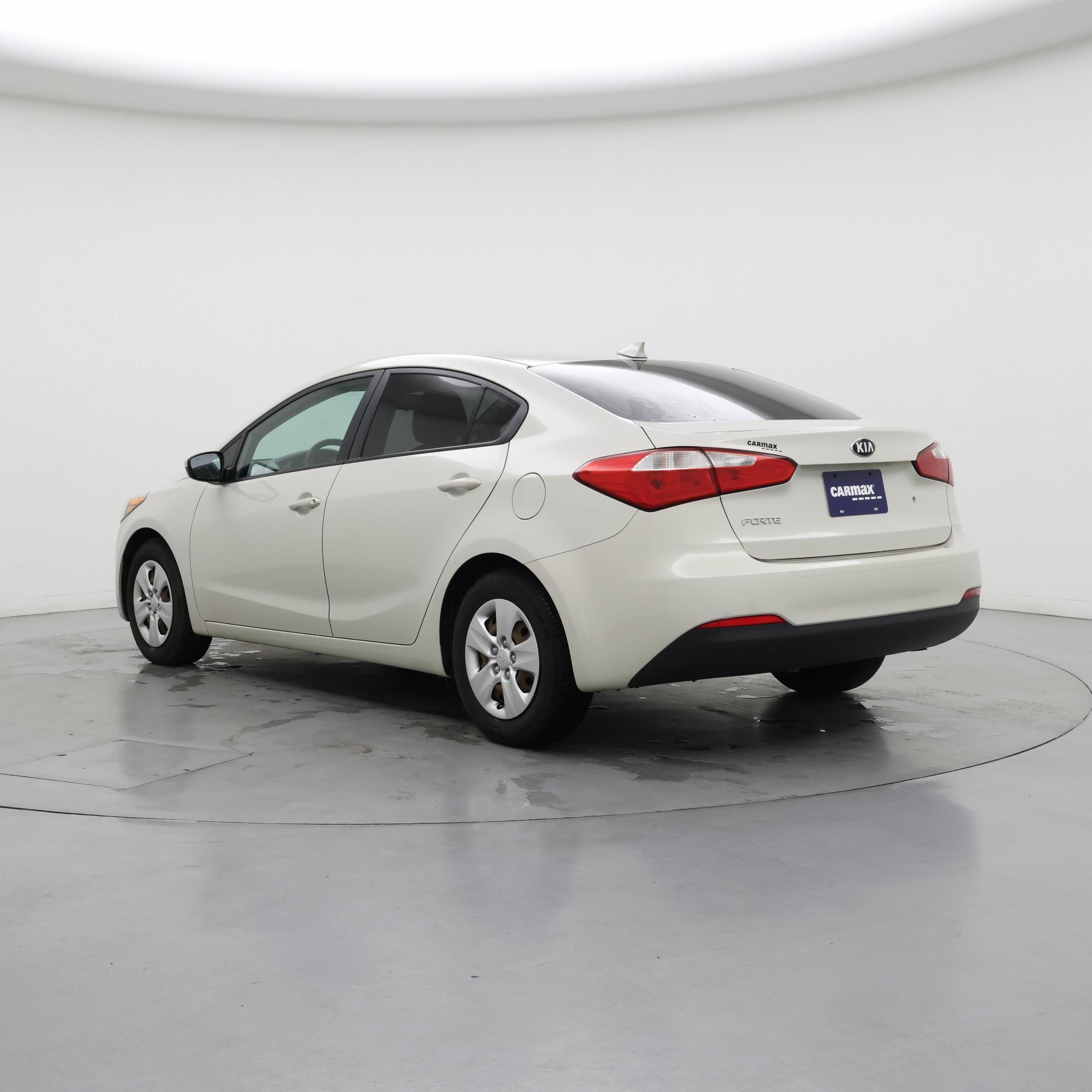 Thumbnail: 2015 Kia Forte - 2