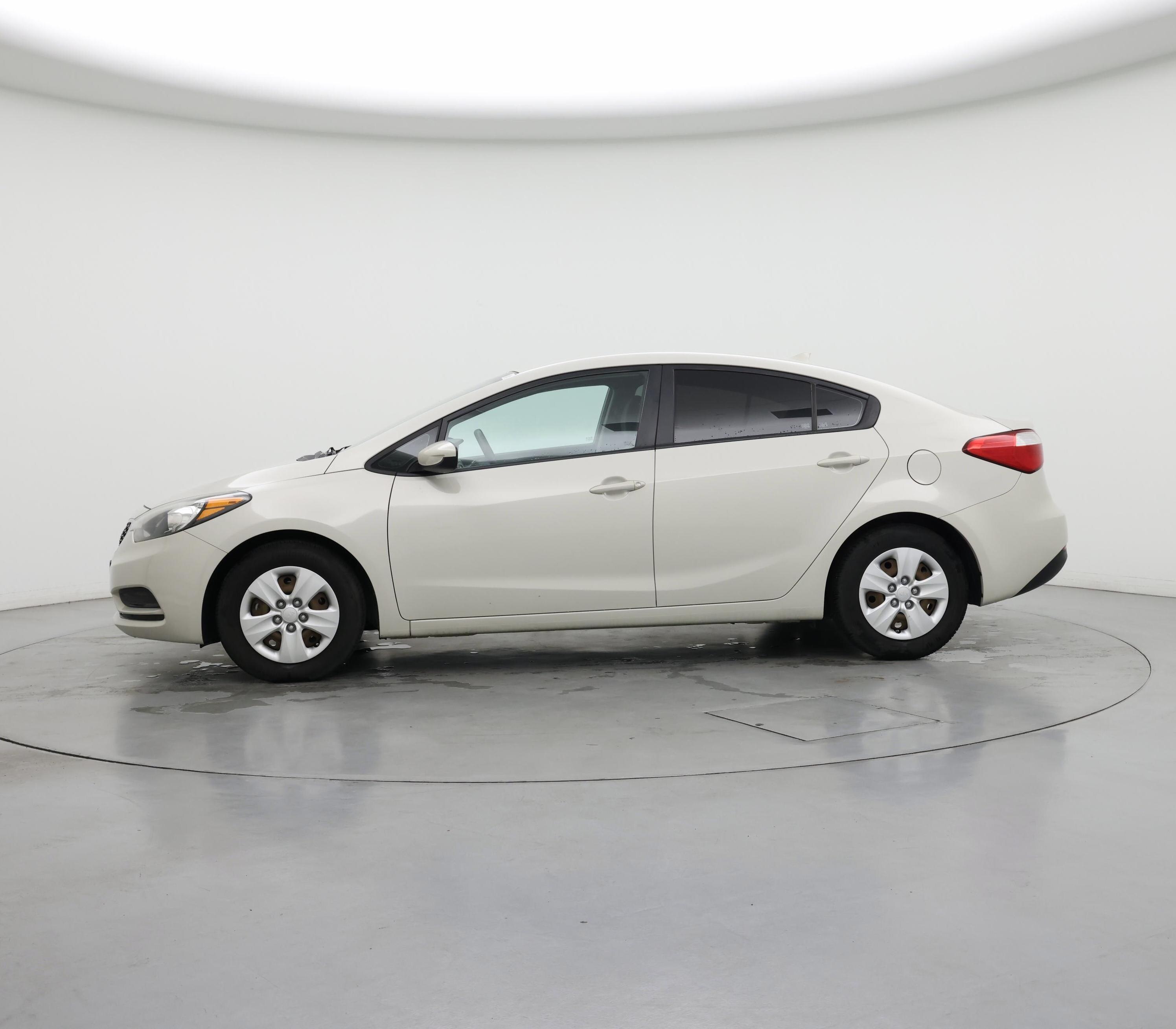 Thumbnail: 2015 Kia Forte - 3