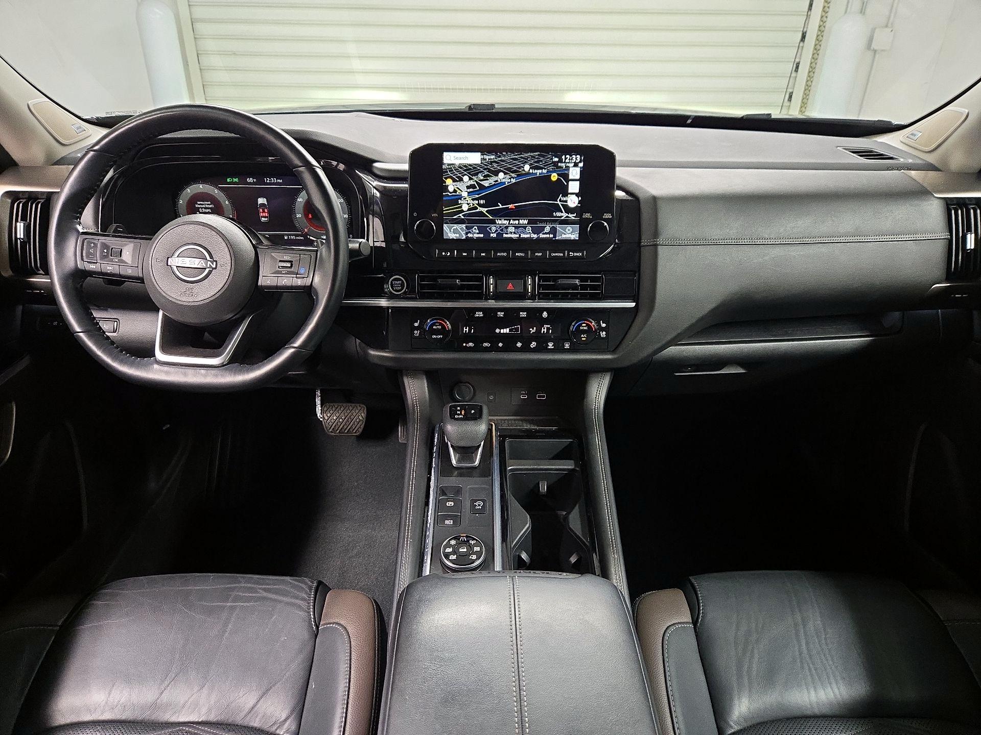 Thumbnail: 2023 Nissan Pathfinder - 9