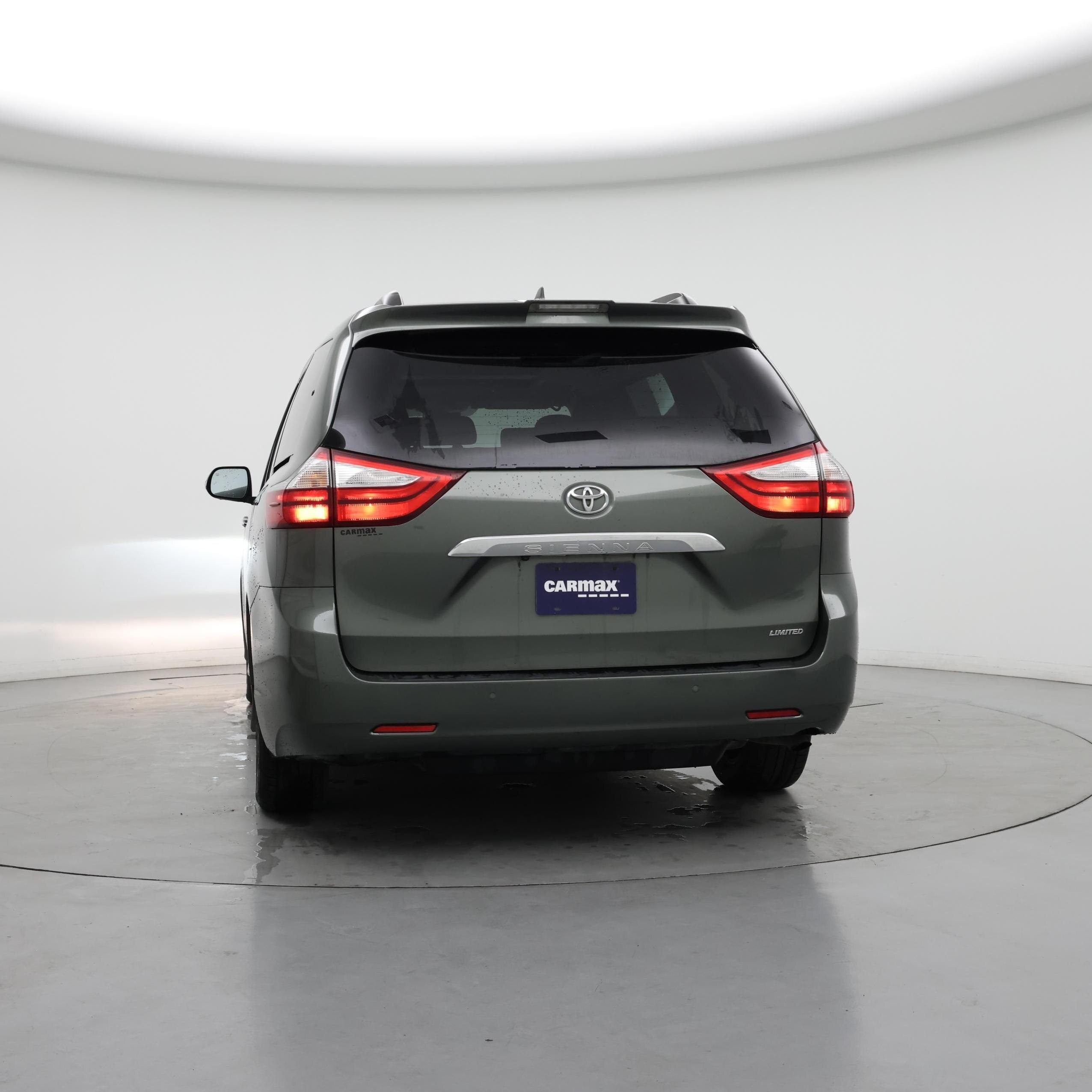 Thumbnail: 2018 Toyota Sienna - 6