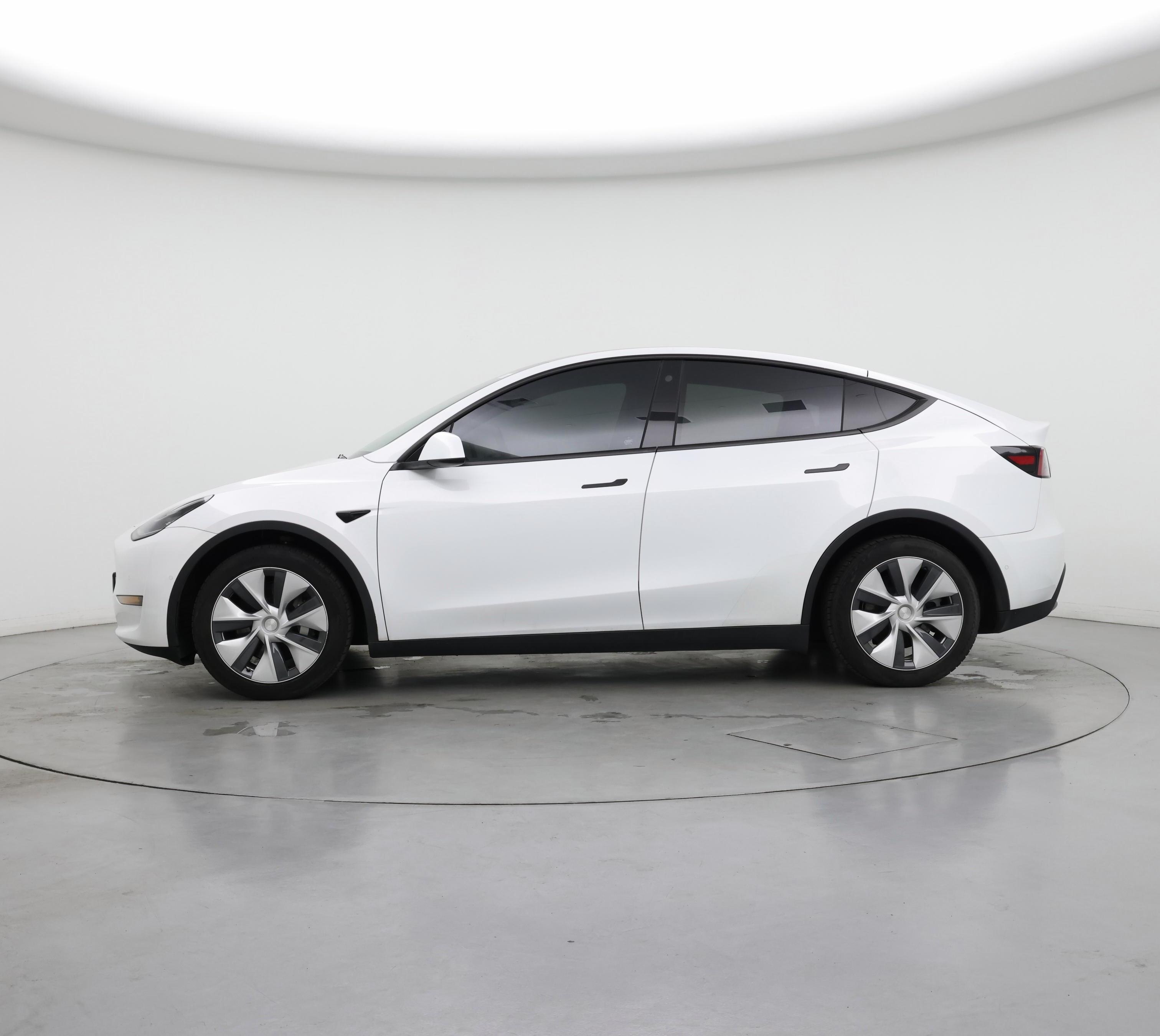 Thumbnail: 2022 Tesla Model Y - 3